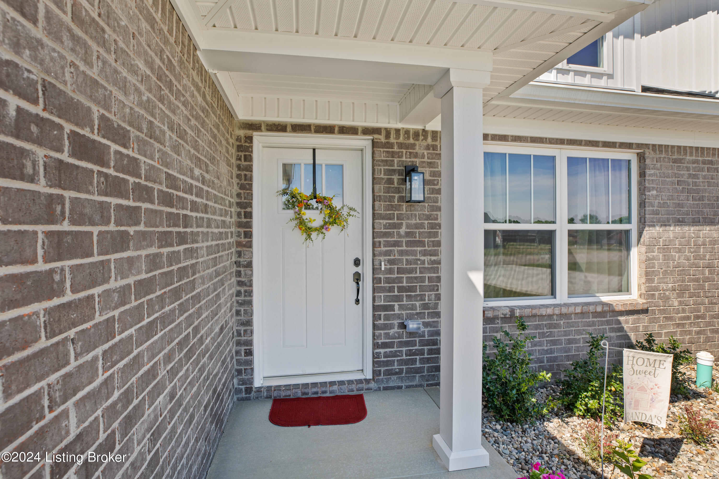 1004 Ray Wimsett Blvd, A
