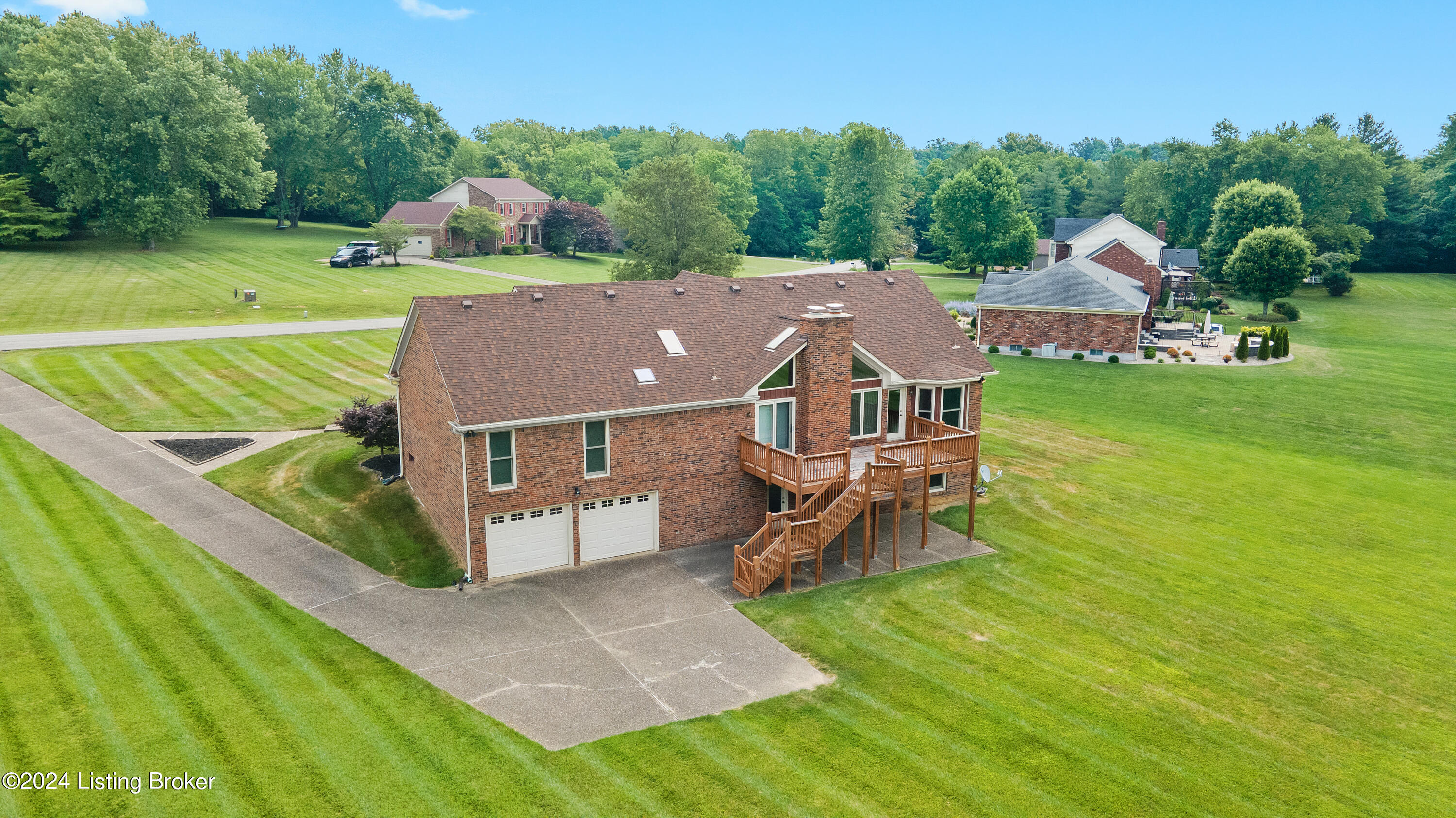 7421 Sunset Ln
