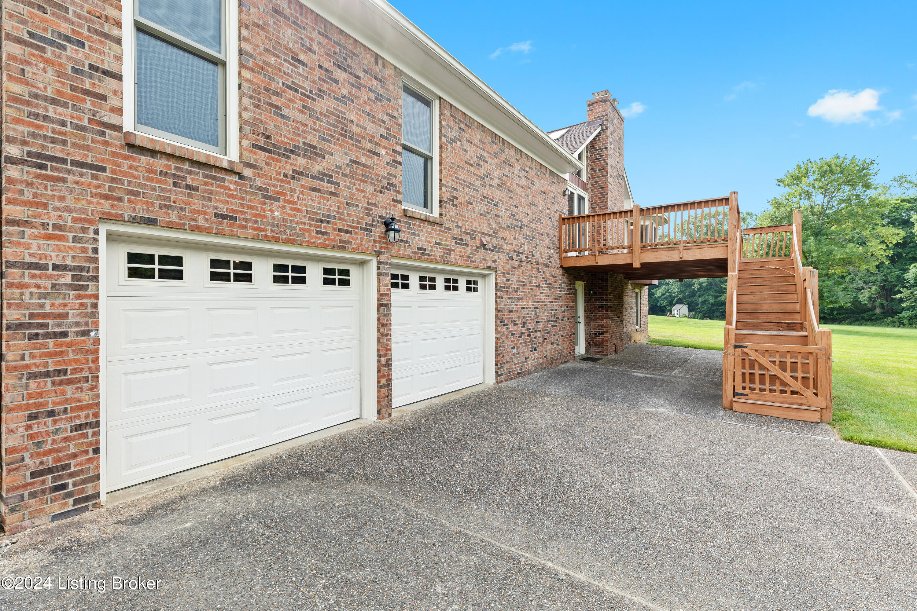 7421 Sunset Ln
