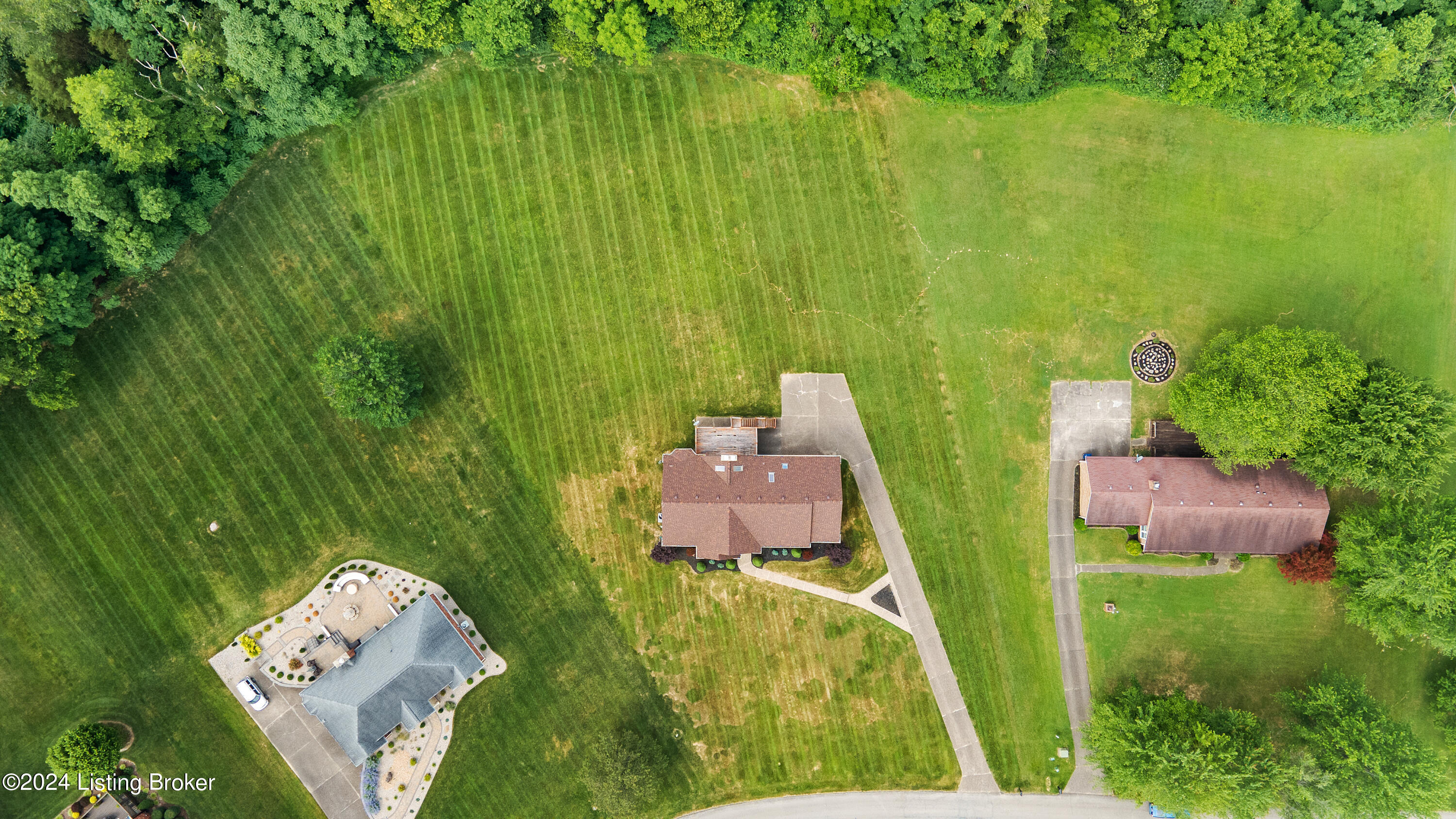 7421 Sunset Ln