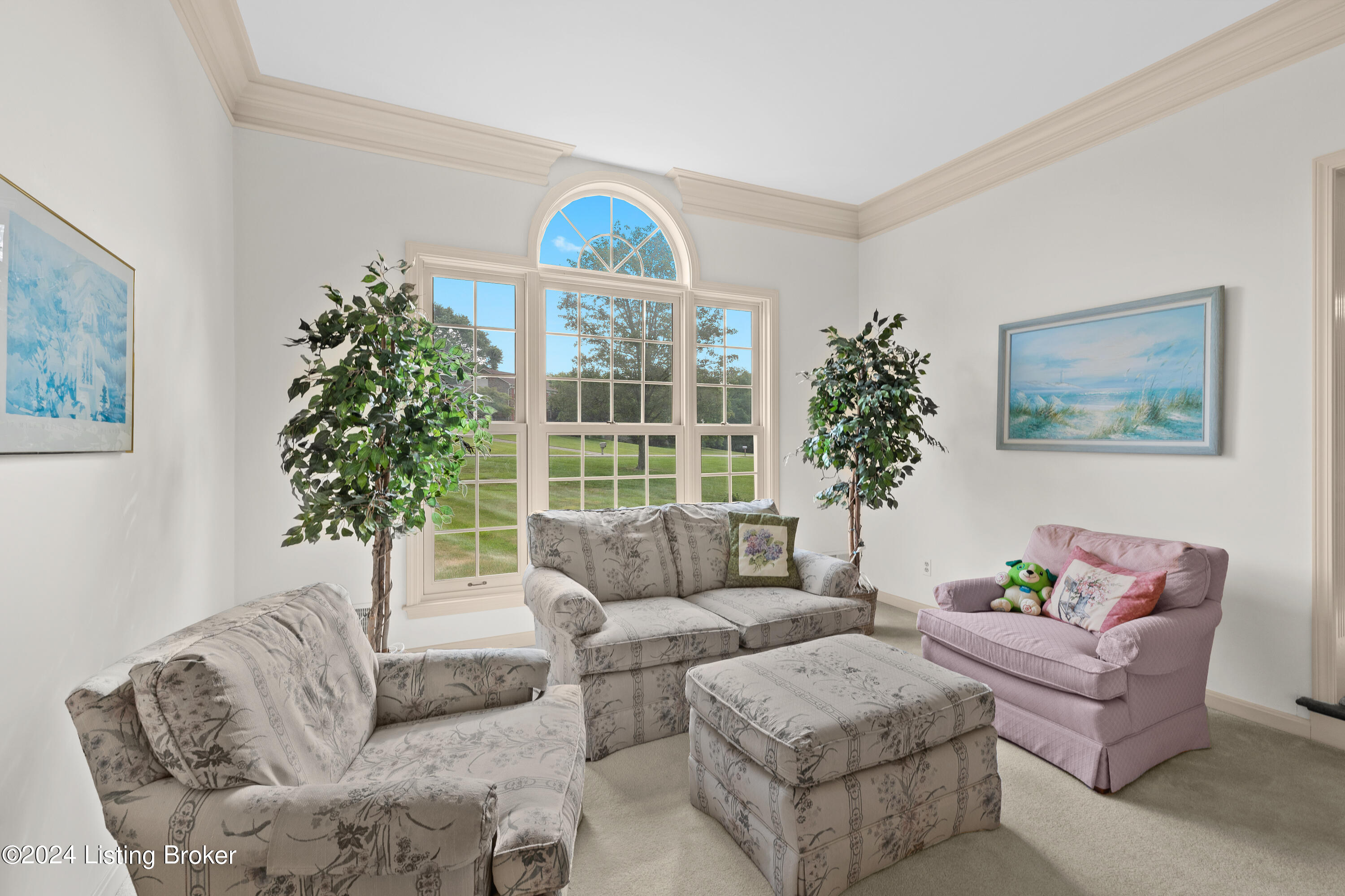 7421 Sunset Ln