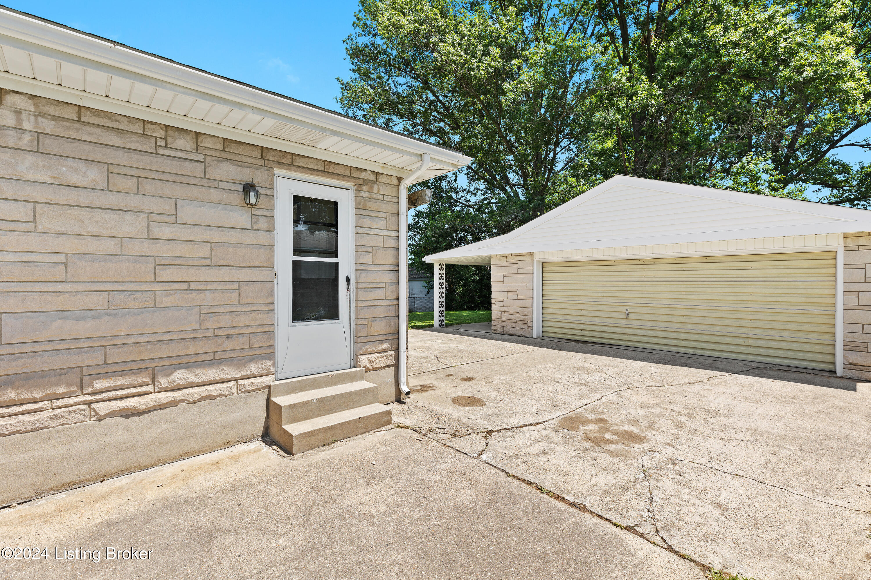 3455 Heatherfield Dr