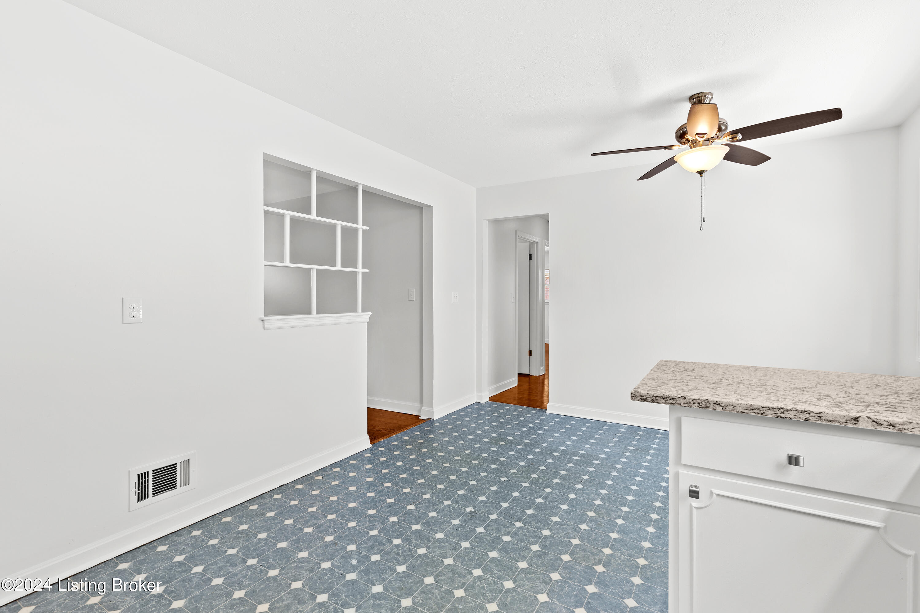 3455 Heatherfield Dr