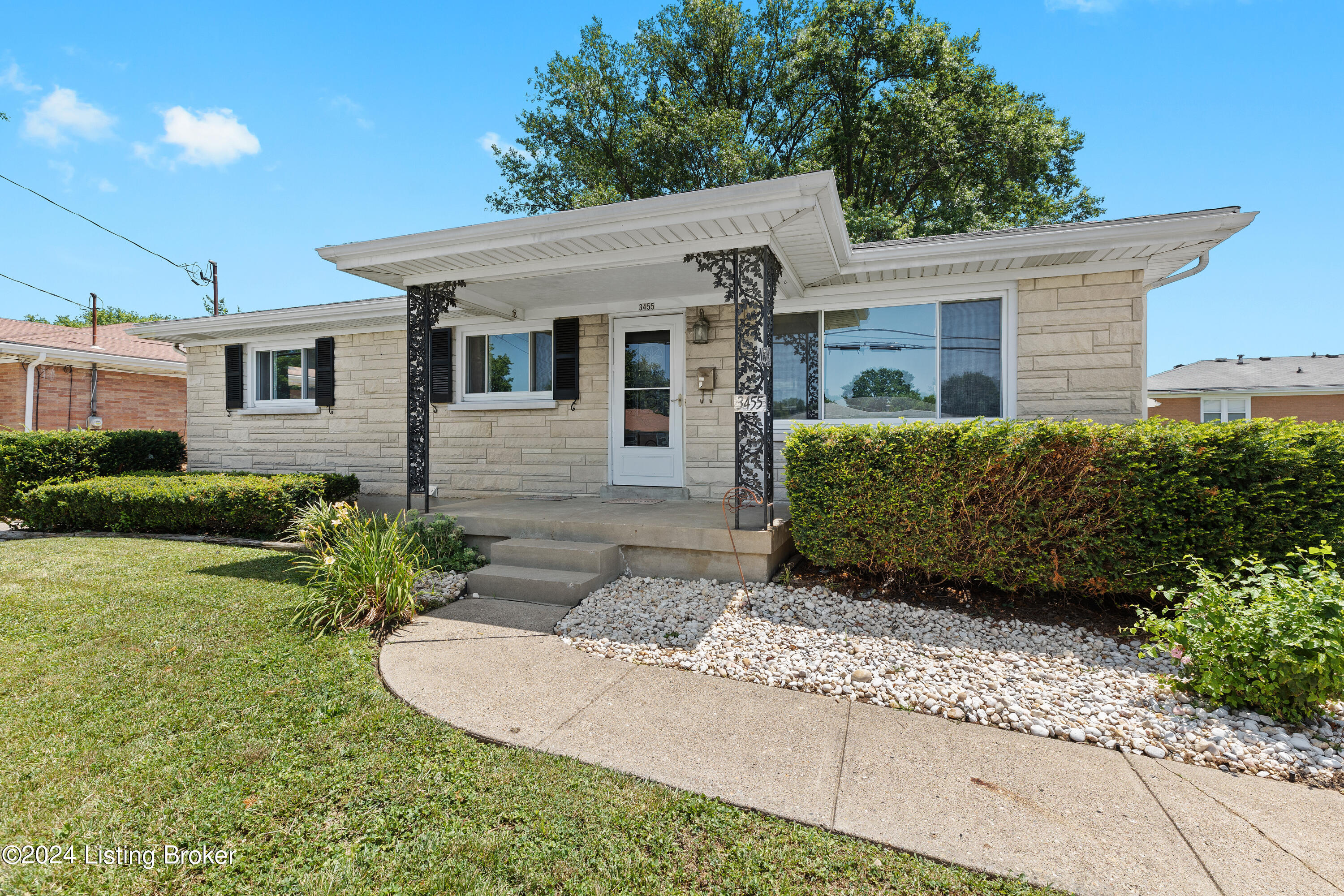 3455 Heatherfield Dr