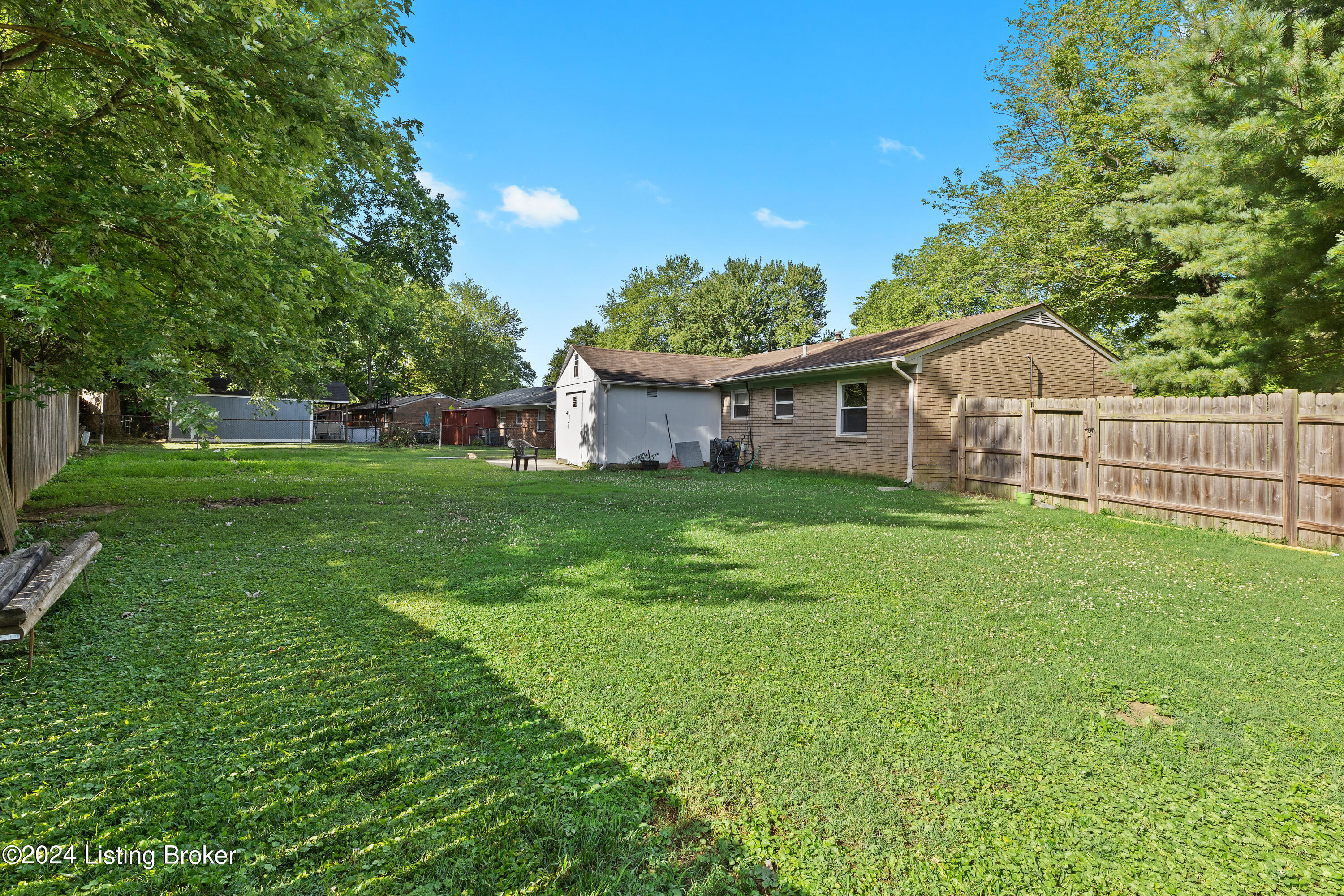 10401 Tarrytowne Dr