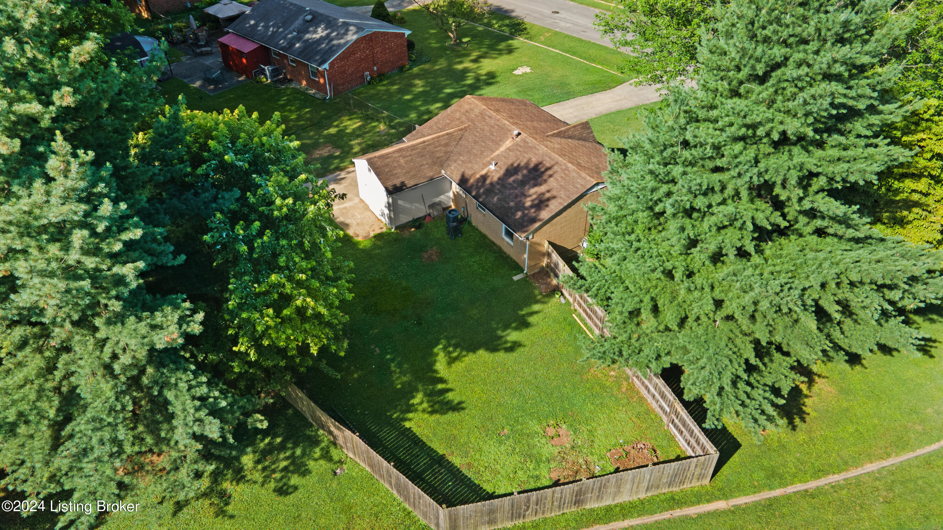 10401 Tarrytowne Dr