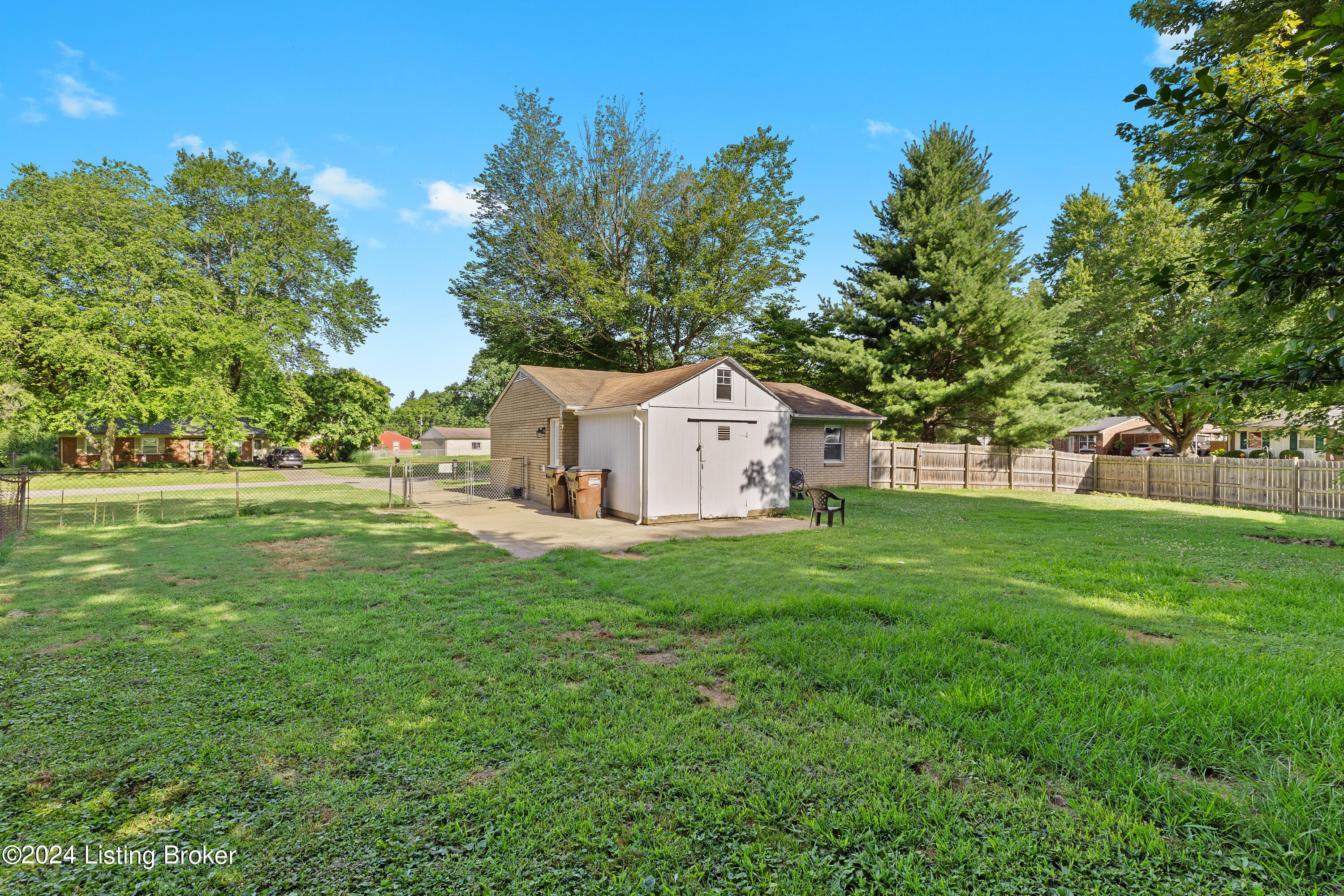 10401 Tarrytowne Dr