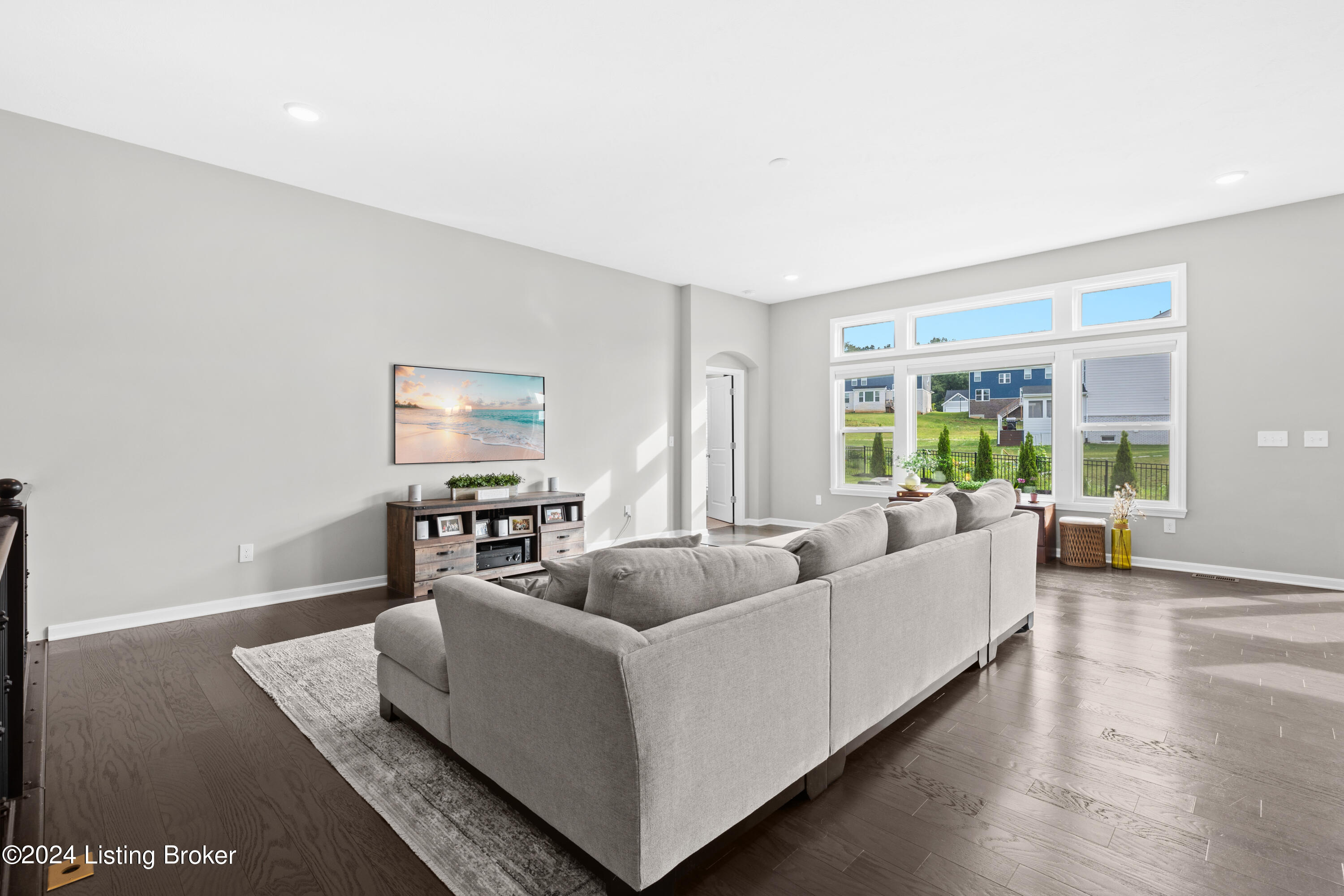 15919 Long Meadow Way