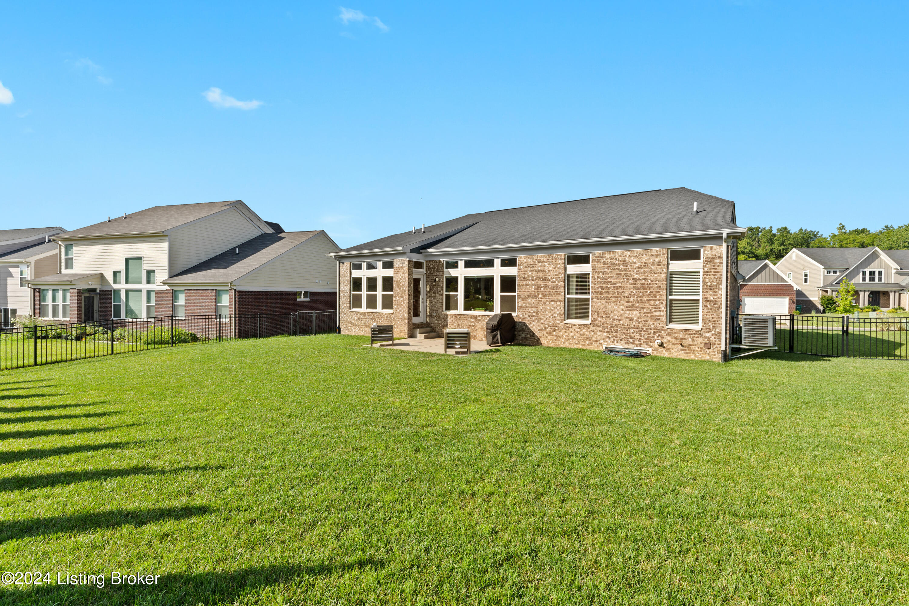 15919 Long Meadow Way