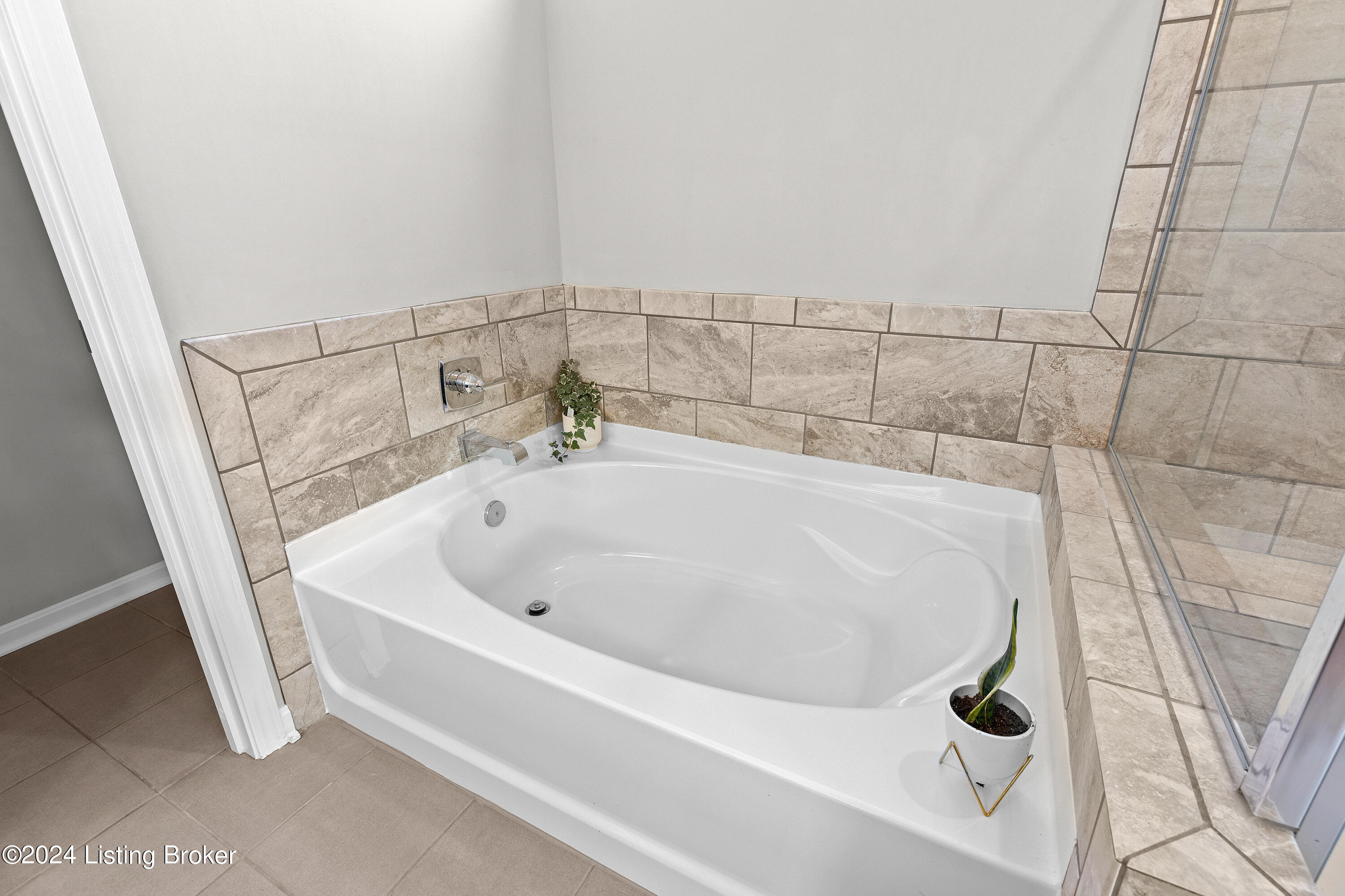 15919 Long Meadow Way