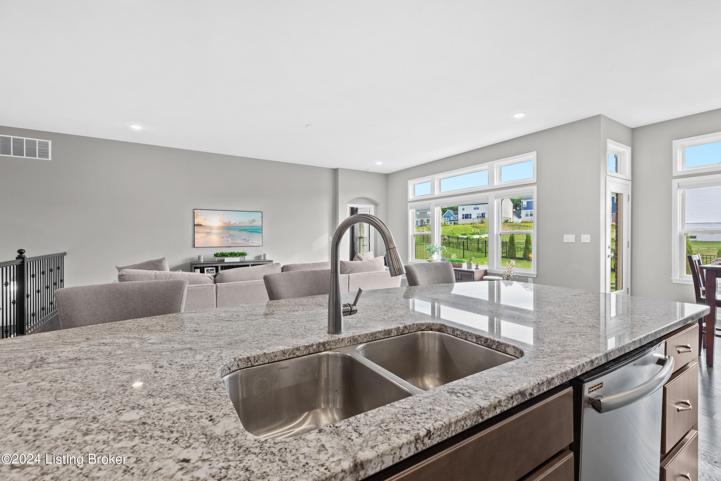 15919 Long Meadow Way