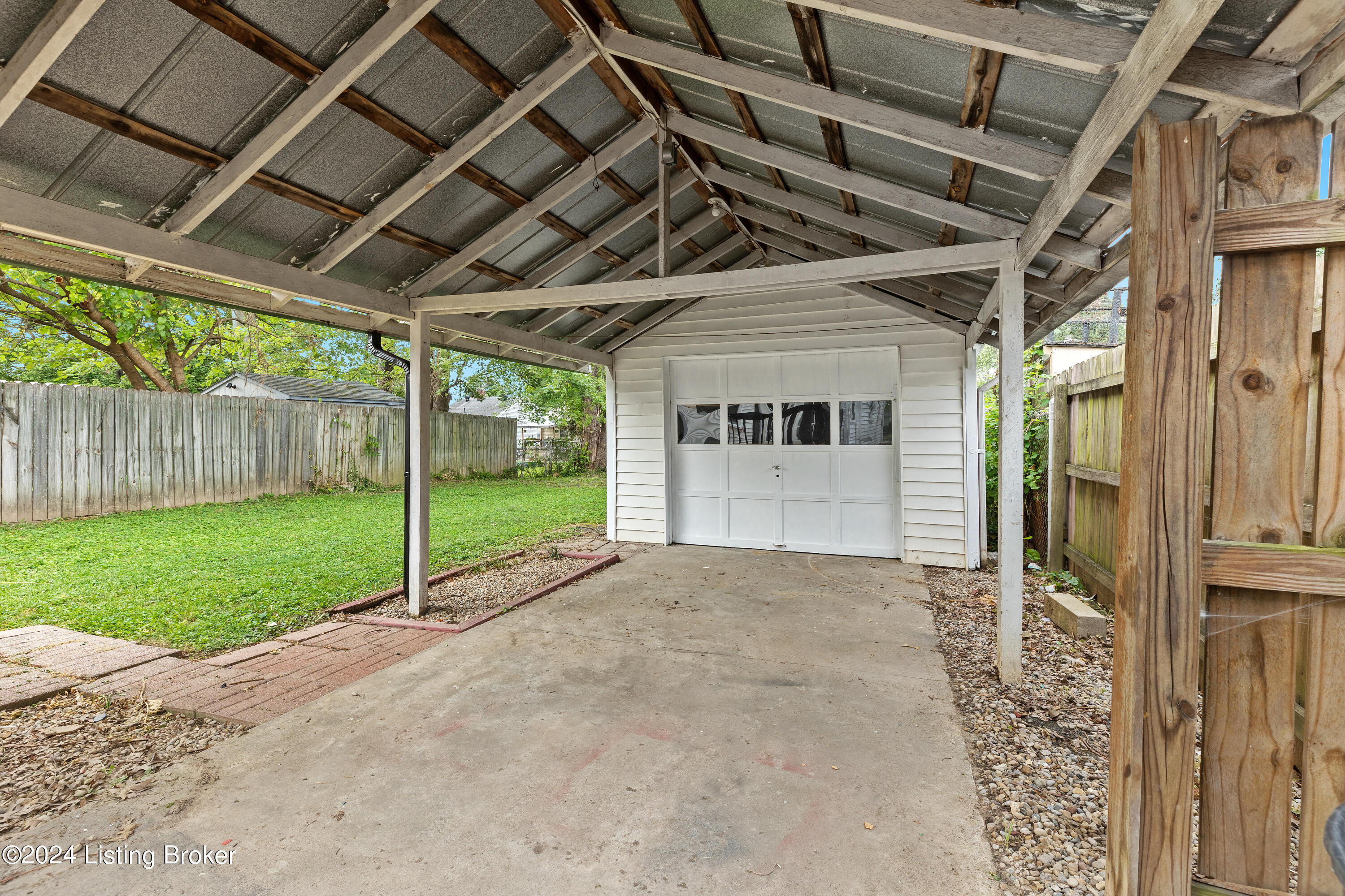 1012 Berry Blvd