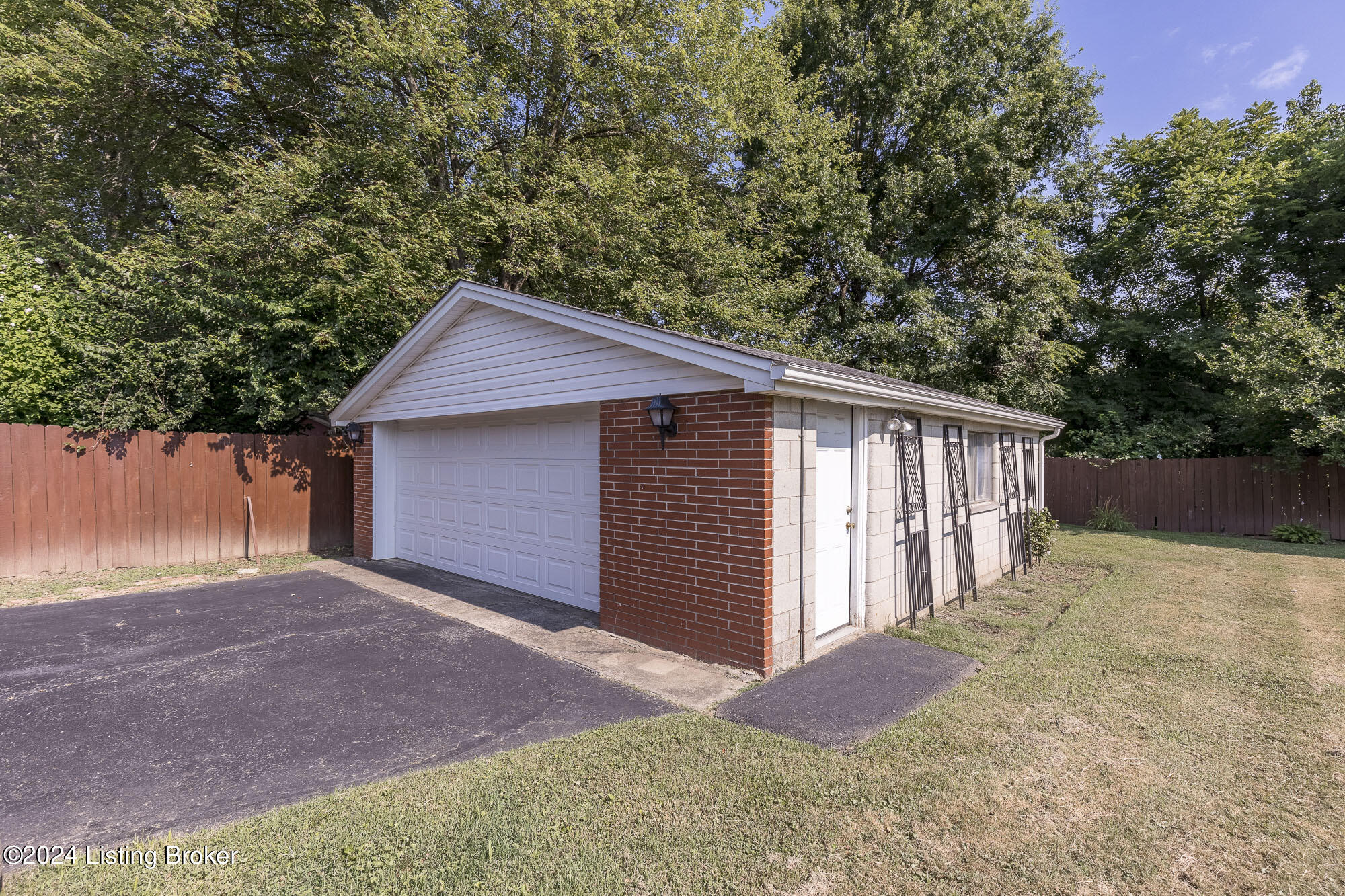 7708 Glaser Ln