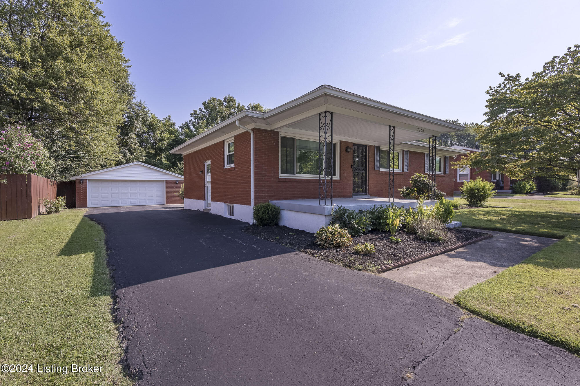 7708 Glaser Ln
