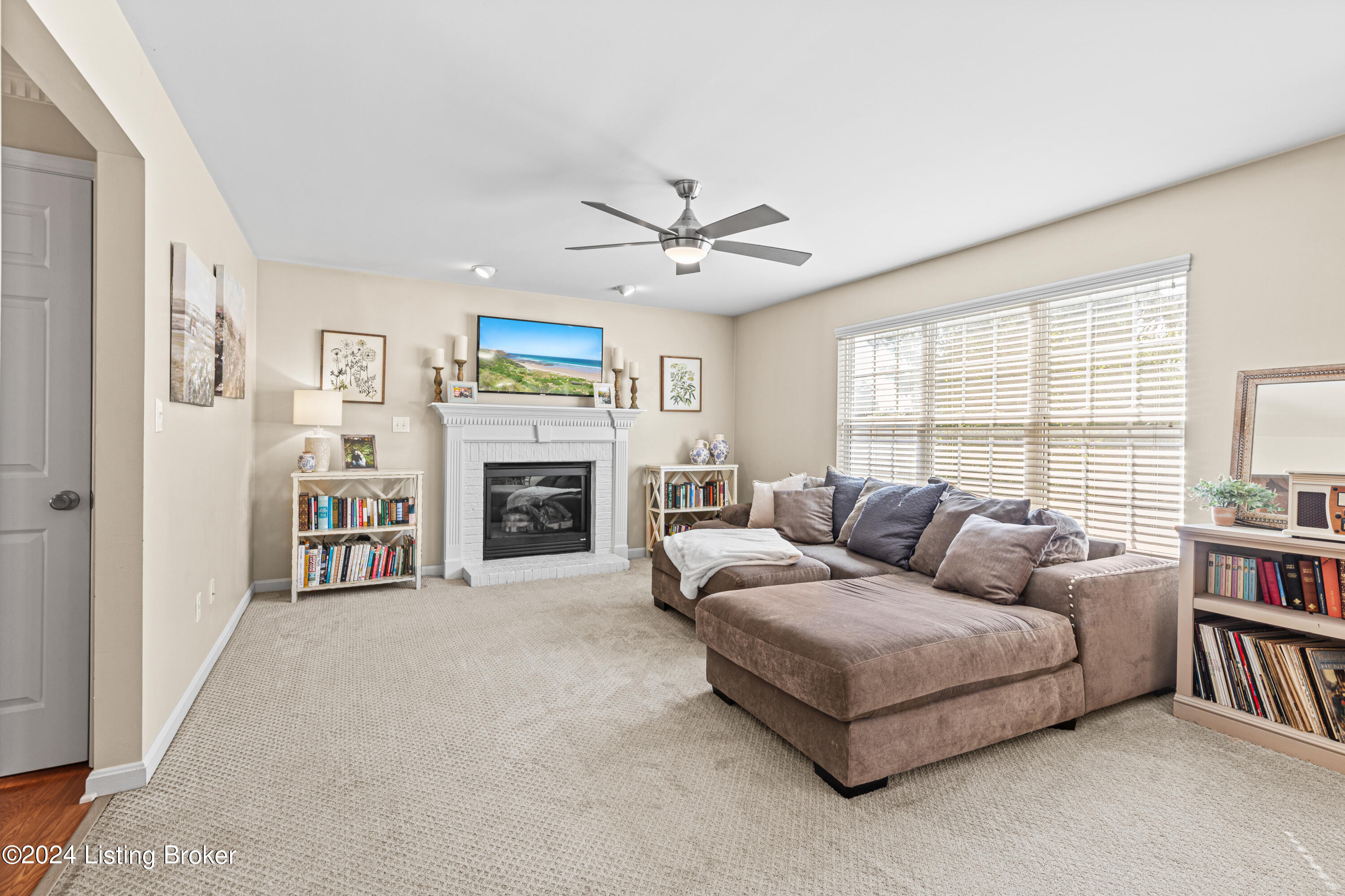 4013 Meadowfield Dr
