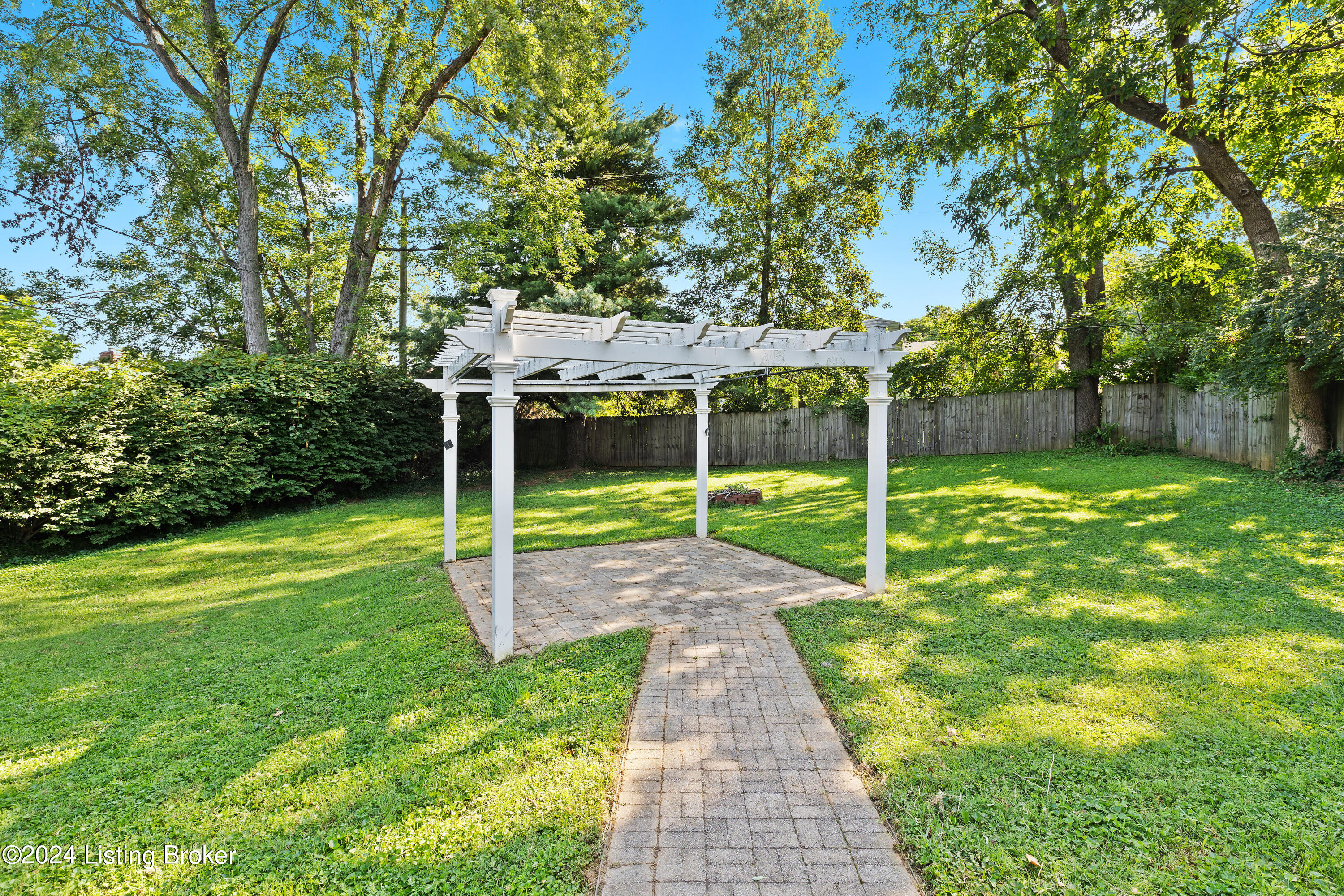 2117 Millside Dr