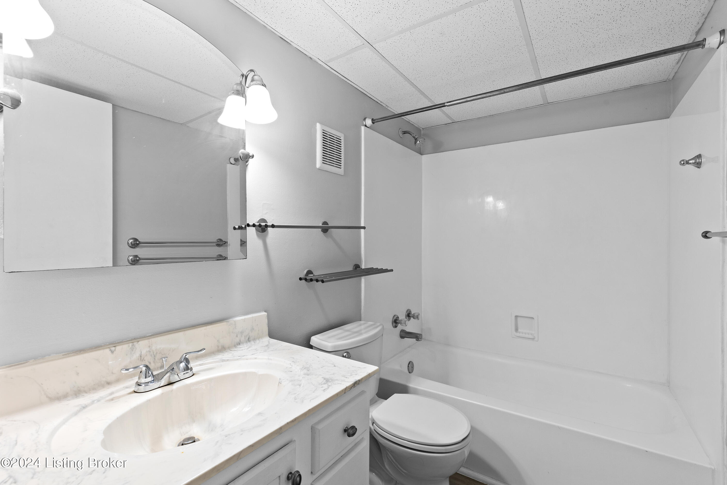3506 Lodge Ln, 227