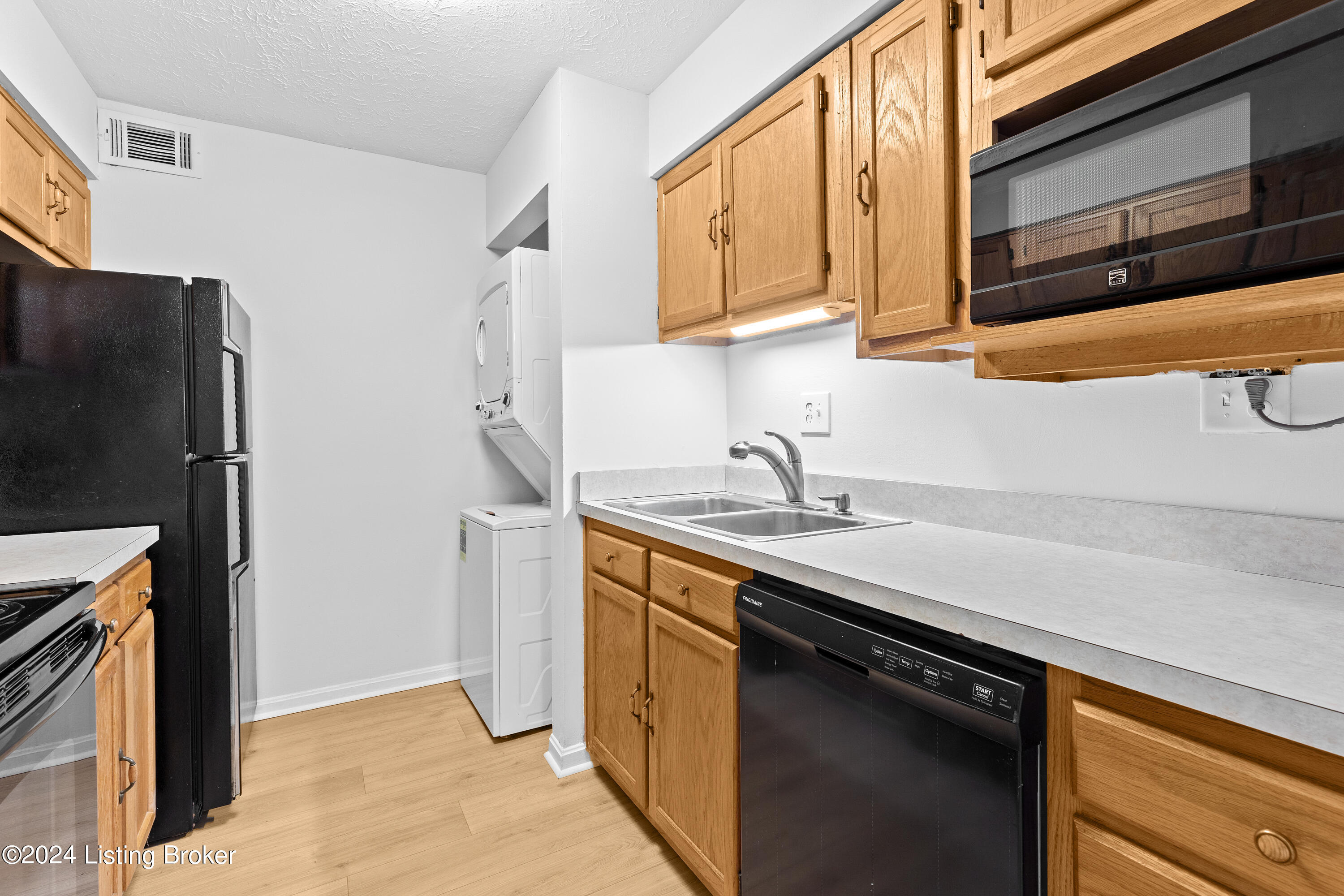 3506 Lodge Ln, 227