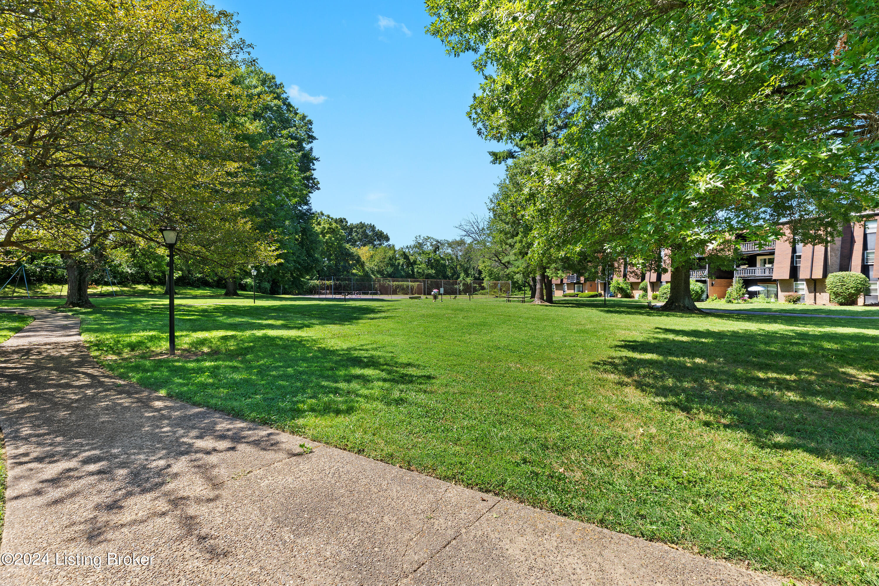 3506 Lodge Ln, 227
