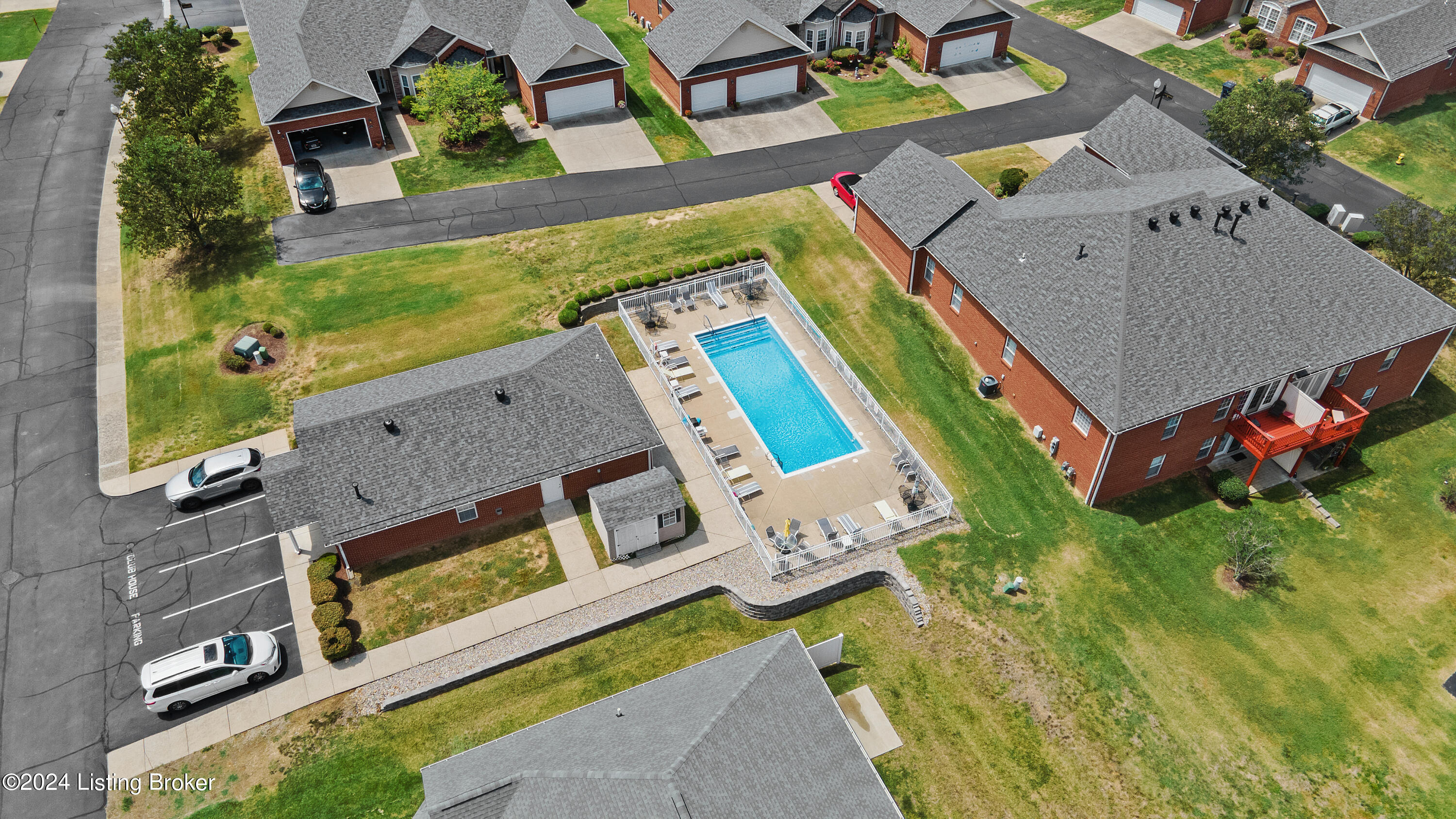 7301 Autumn Trace Dr, 204