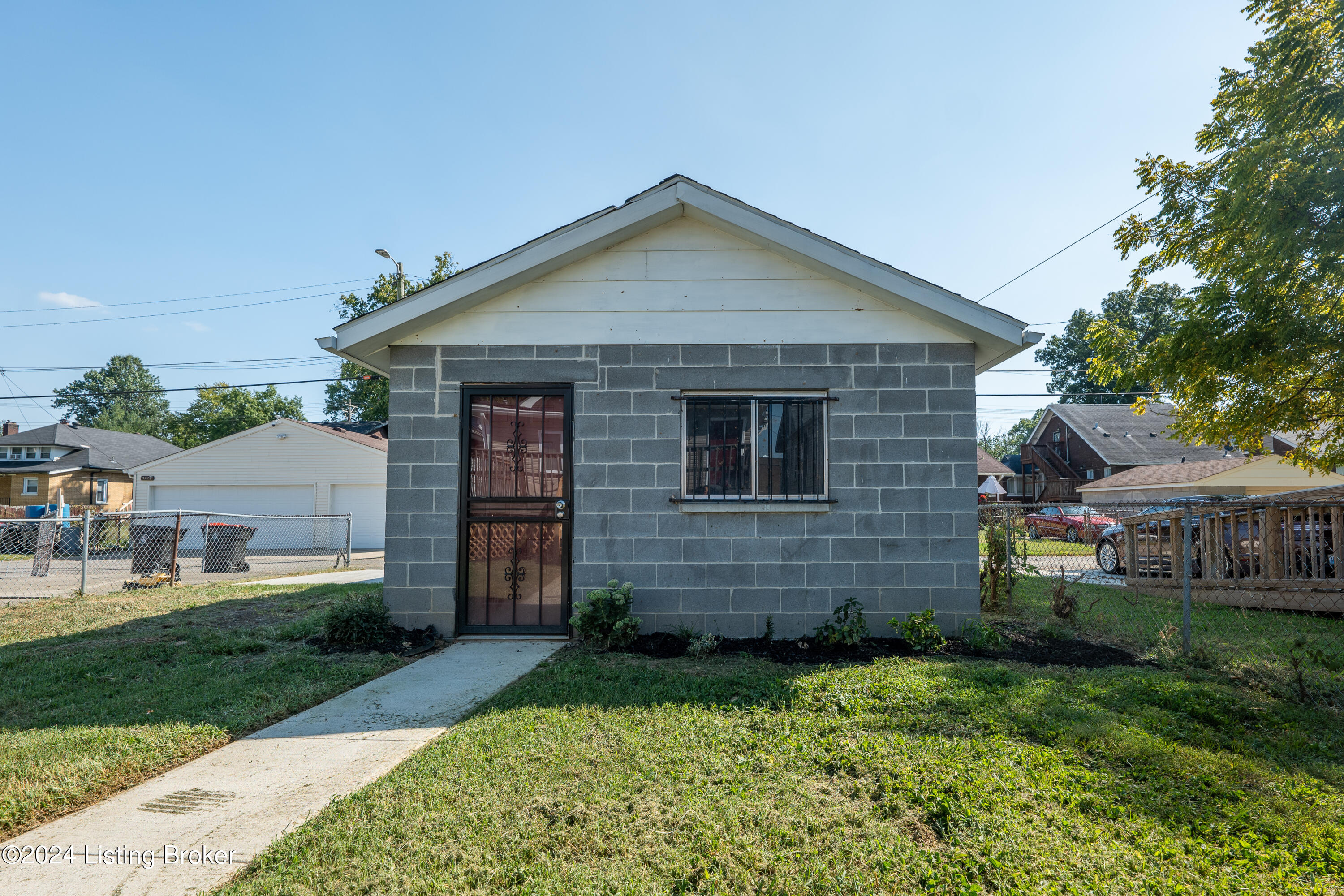 4334 Vermont Ave