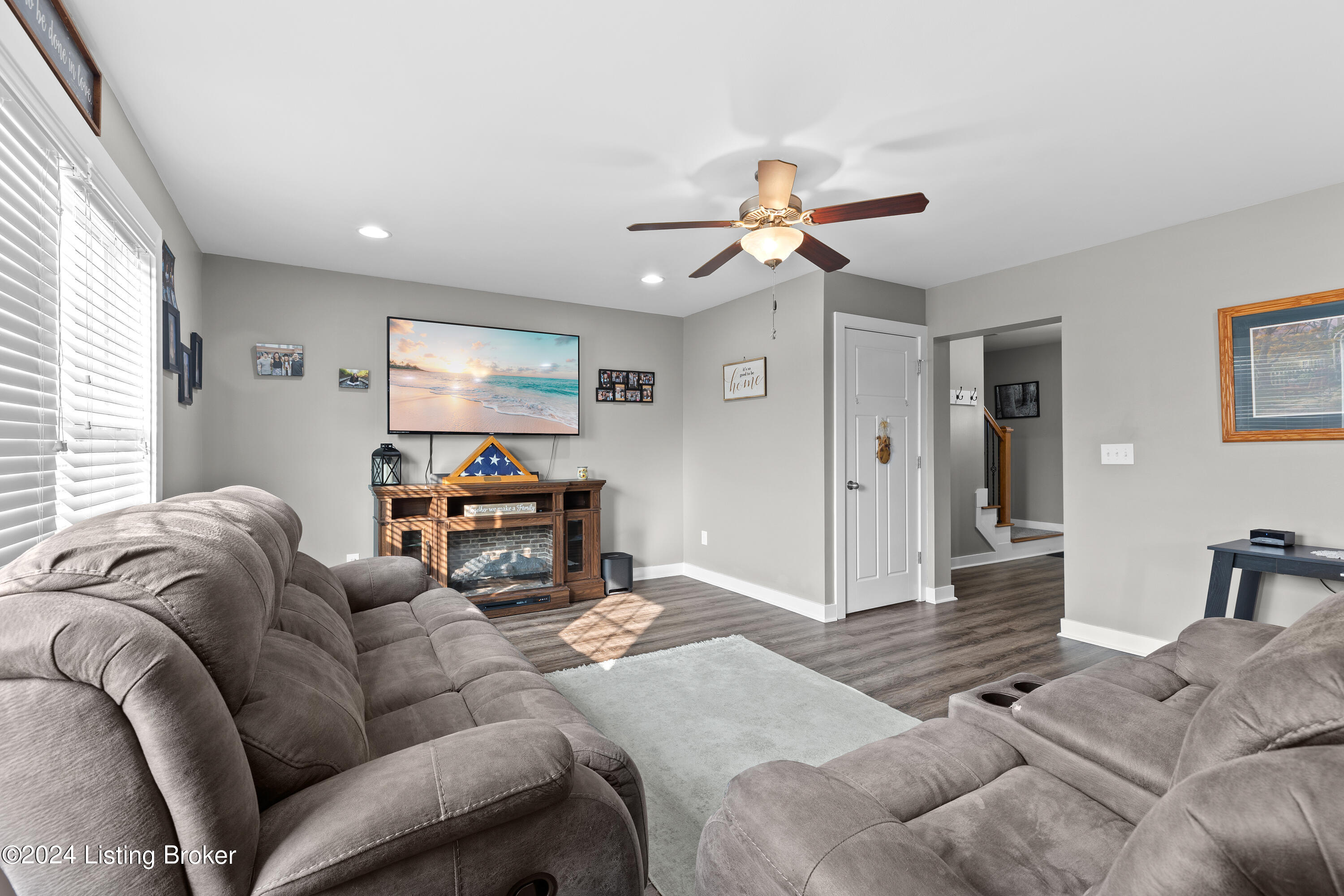 335 Tipperary Crossing