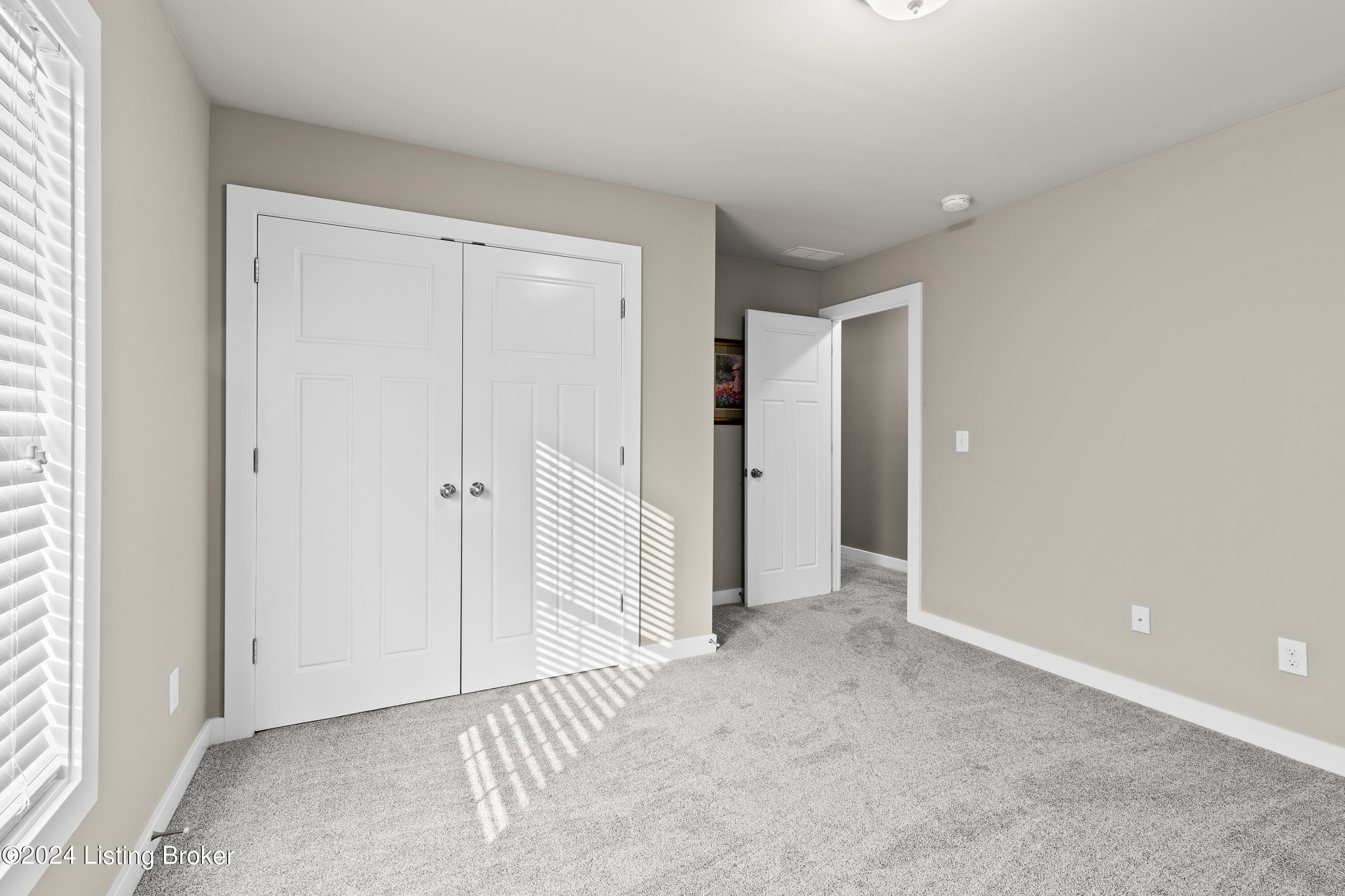 335 Tipperary Crossing