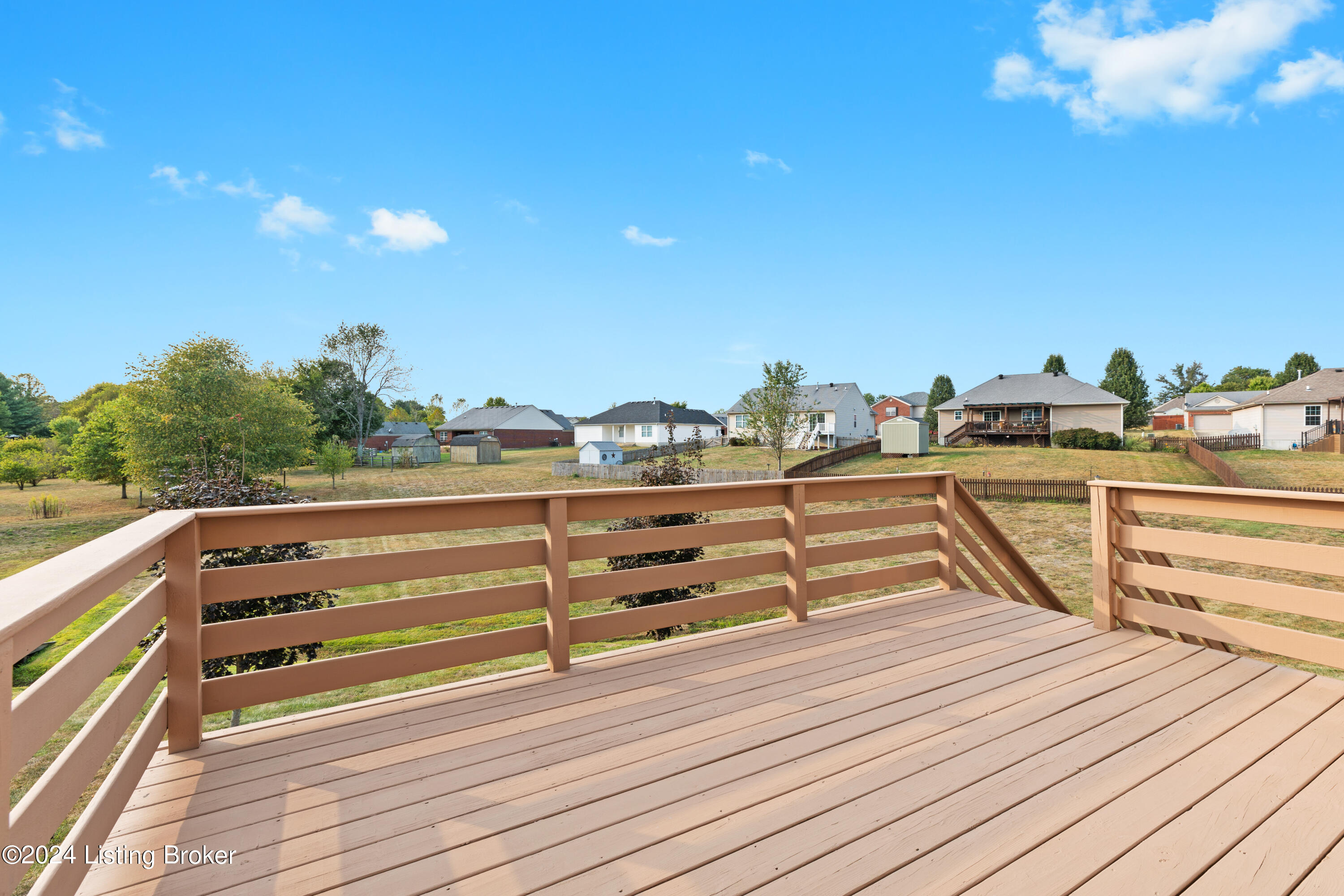 335 Tipperary Crossing