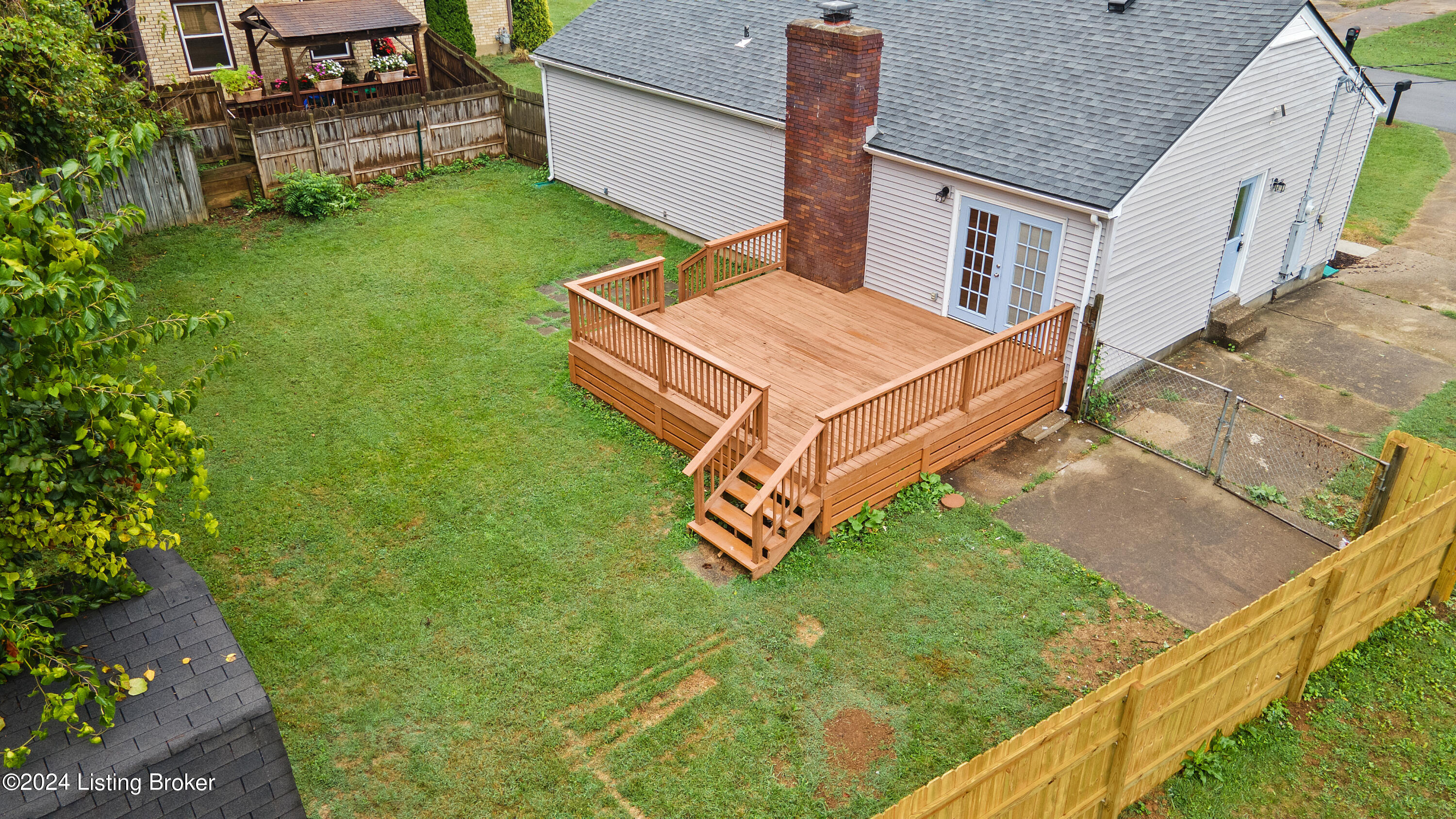 8607 Gainsborough Dr