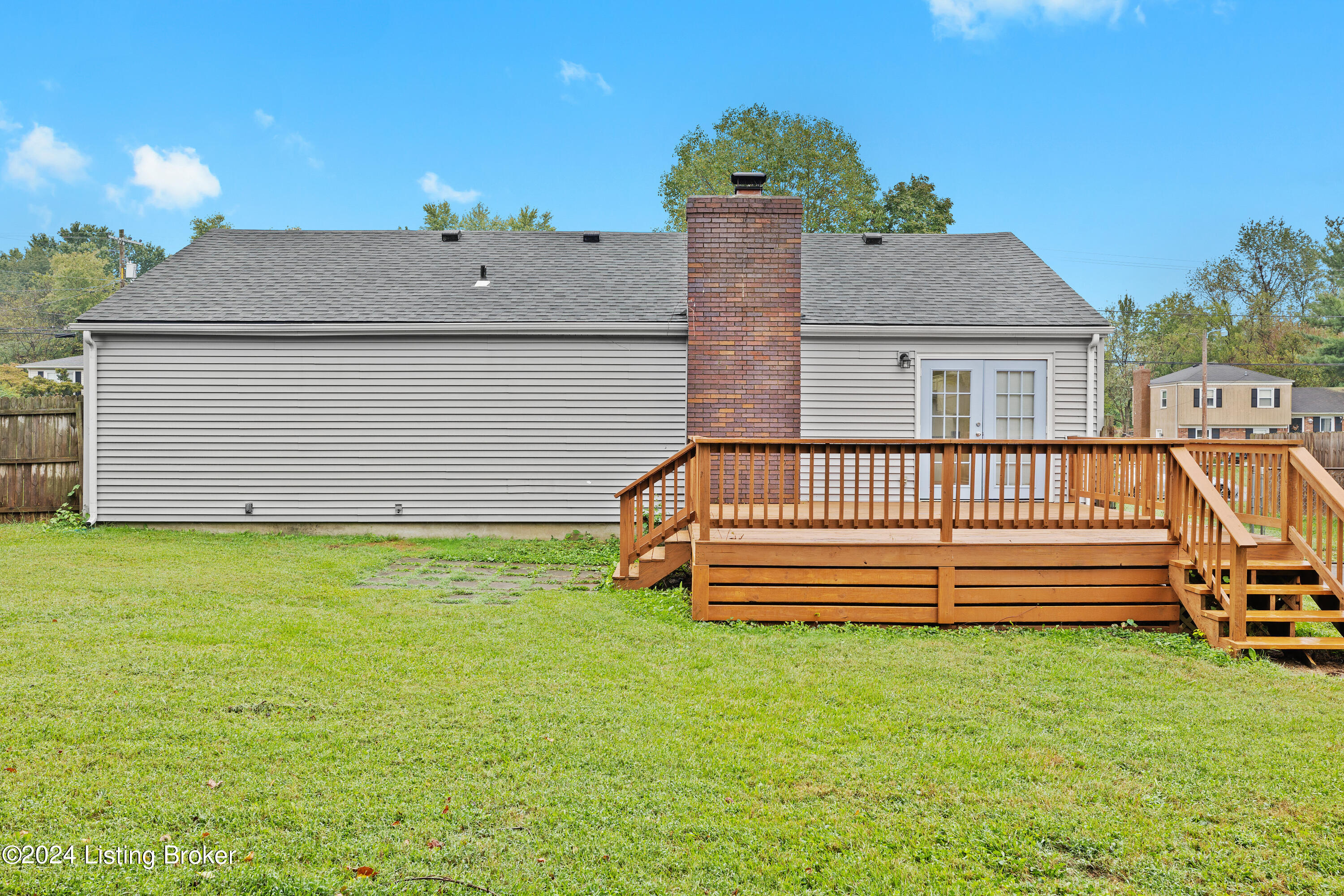 8607 Gainsborough Dr