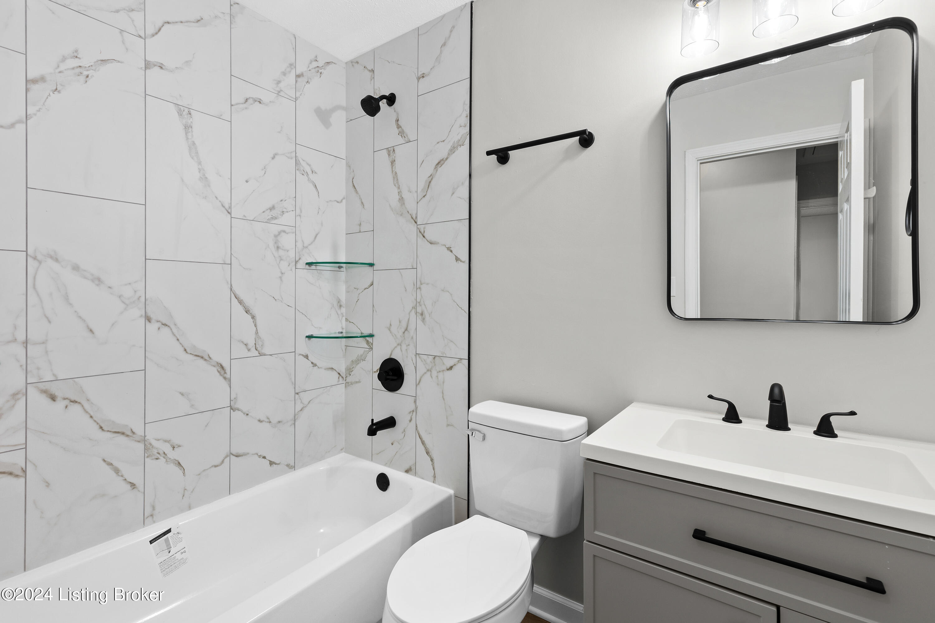 8607 Gainsborough Dr