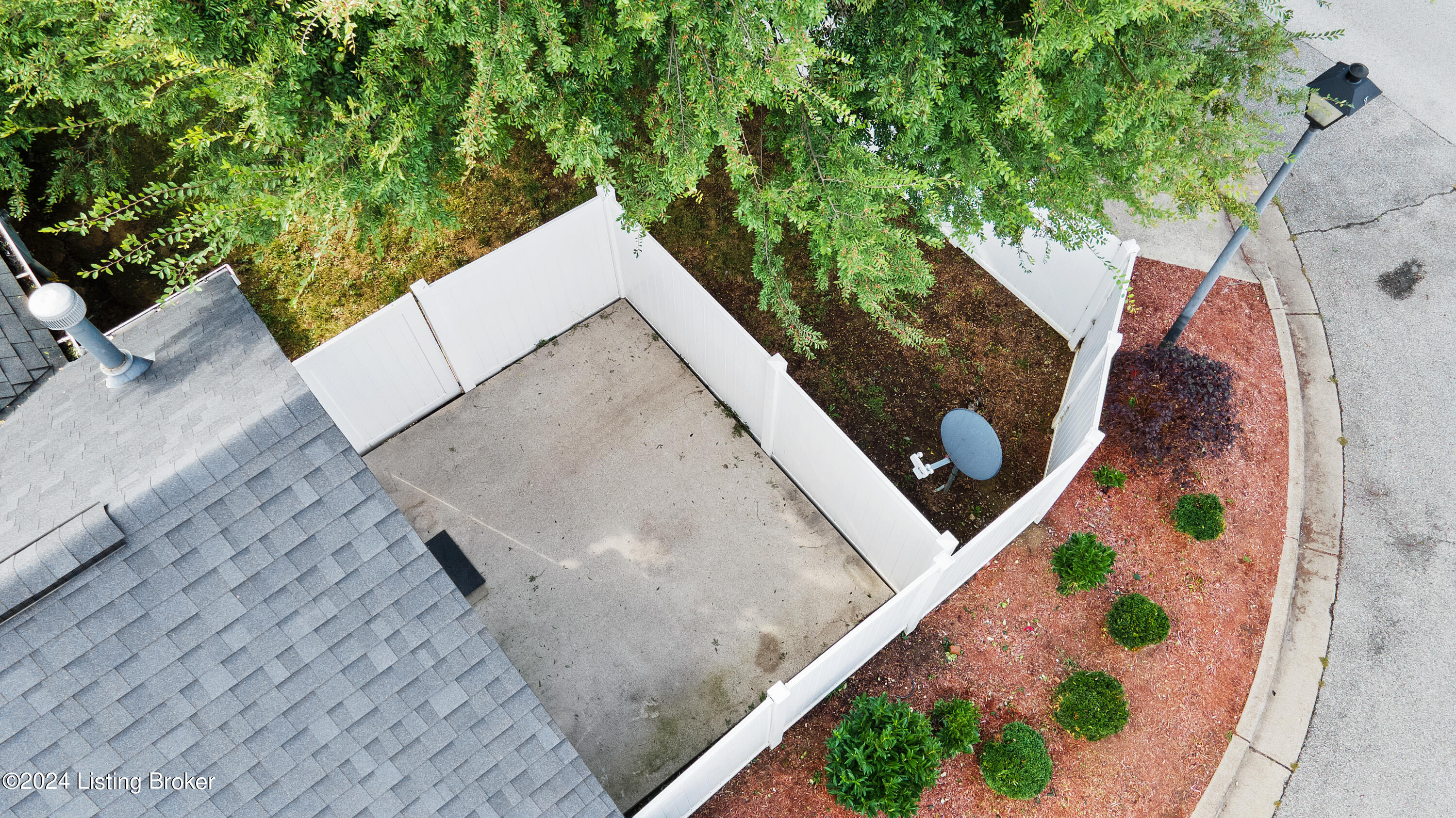 7600 Revolutionary Ct