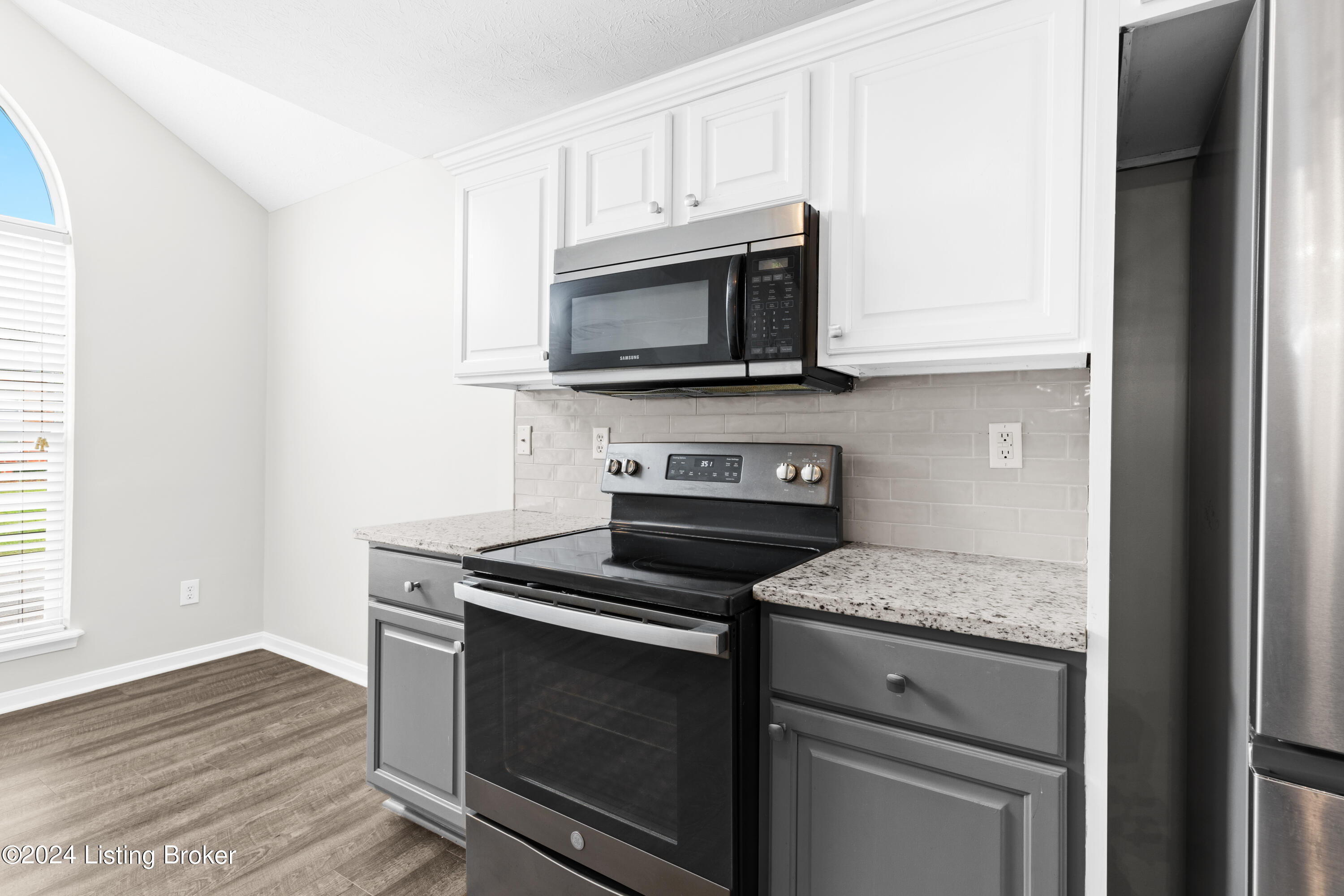 7600 Revolutionary Ct