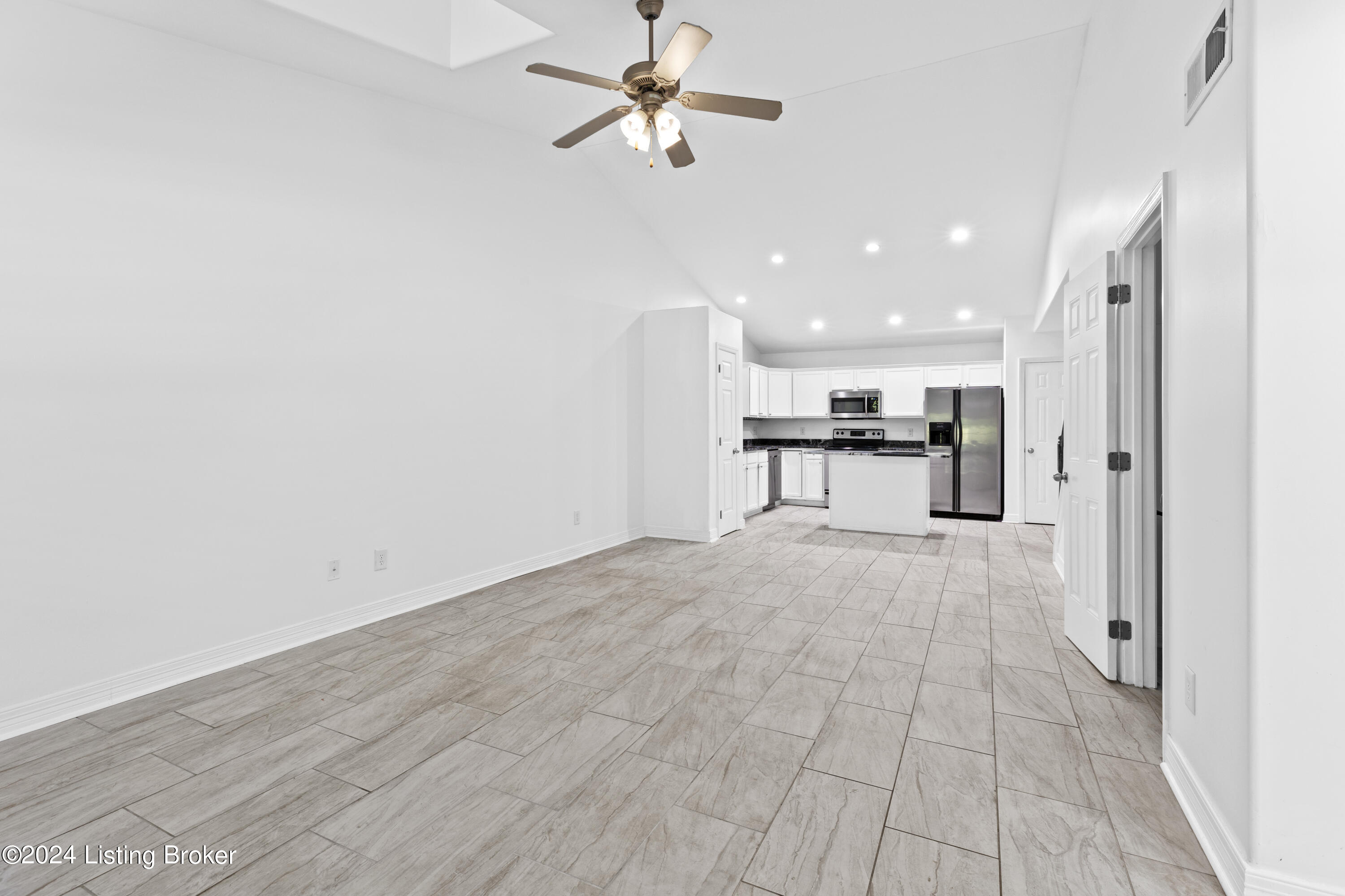 1337 Russell Springs Dr