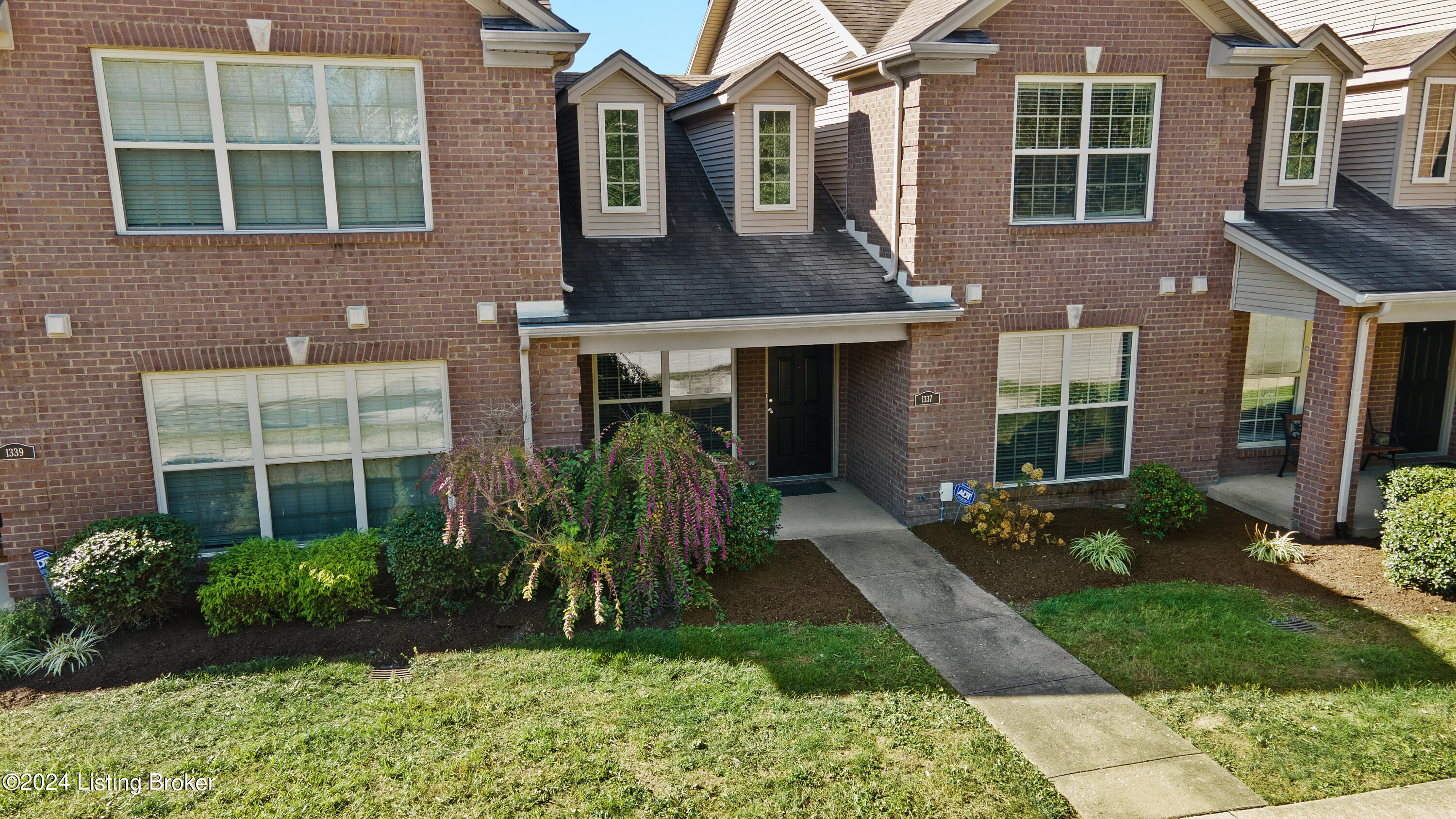 1337 Russell Springs Dr