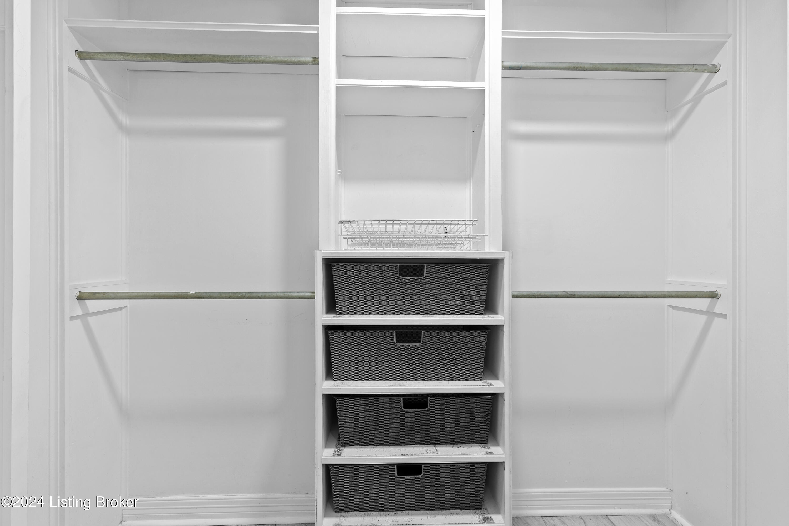 1337 Russell Springs Dr