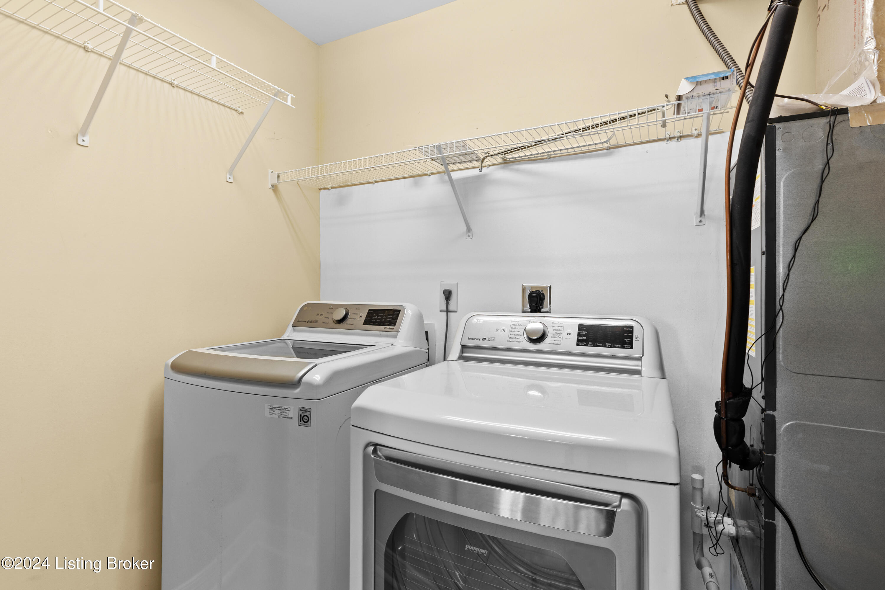 1337 Russell Springs Dr