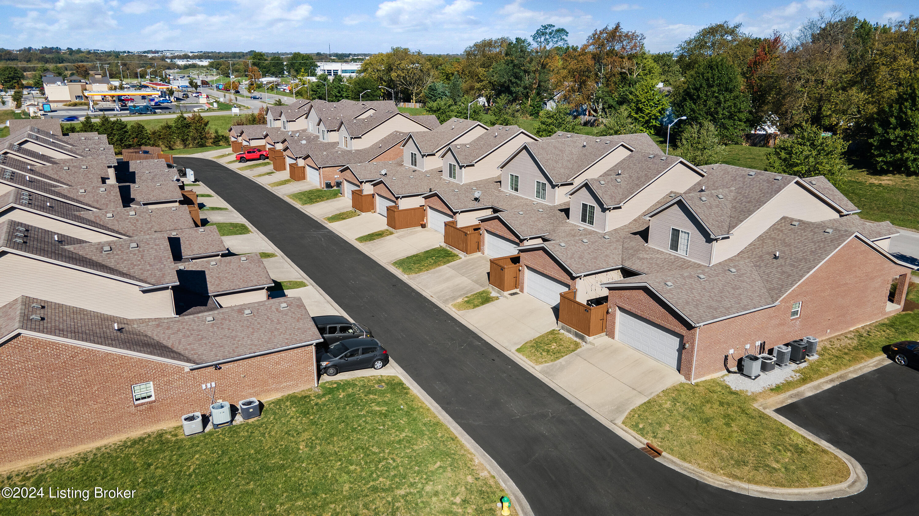 1337 Russell Springs Dr