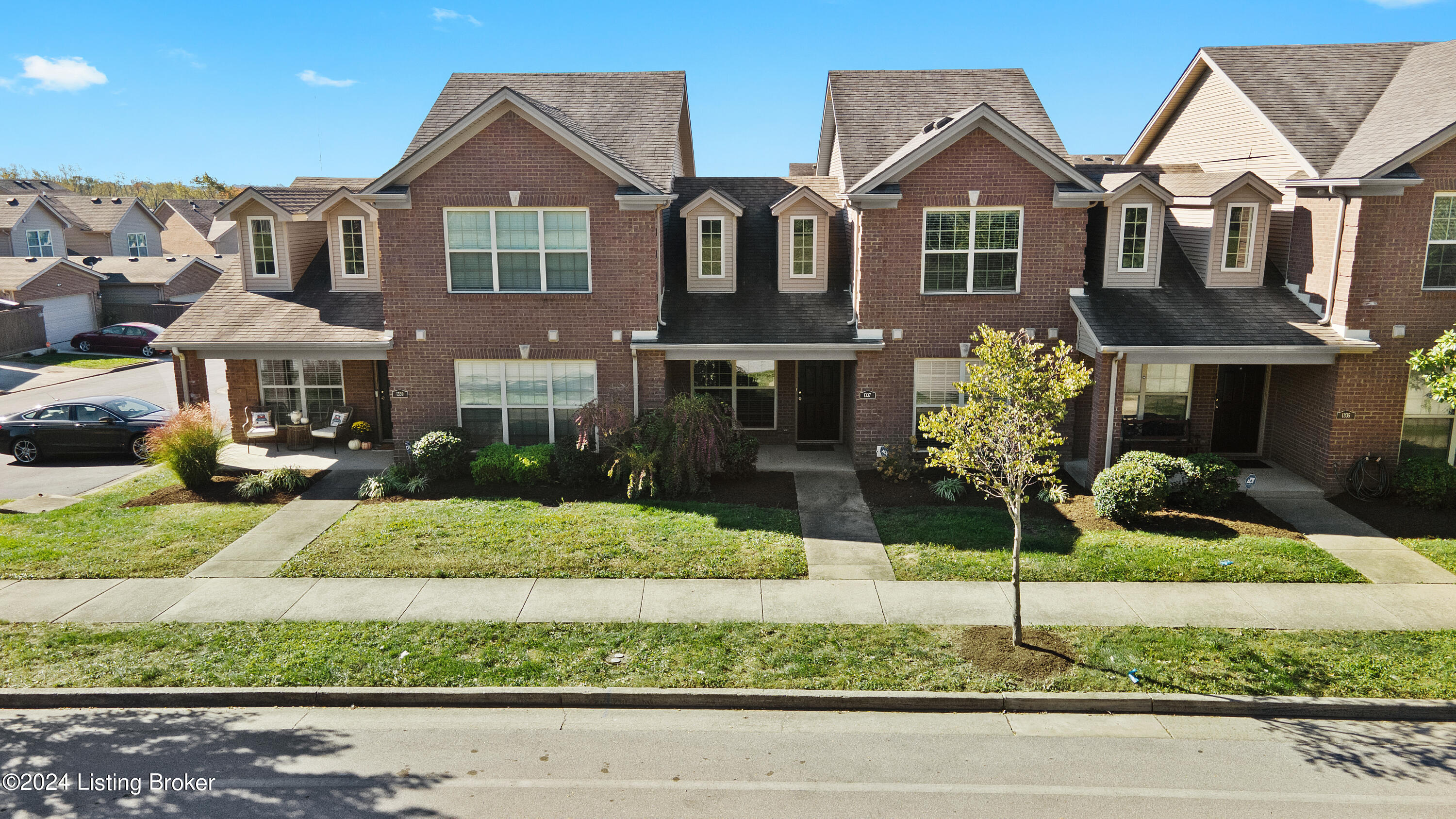 1337 Russell Springs Dr