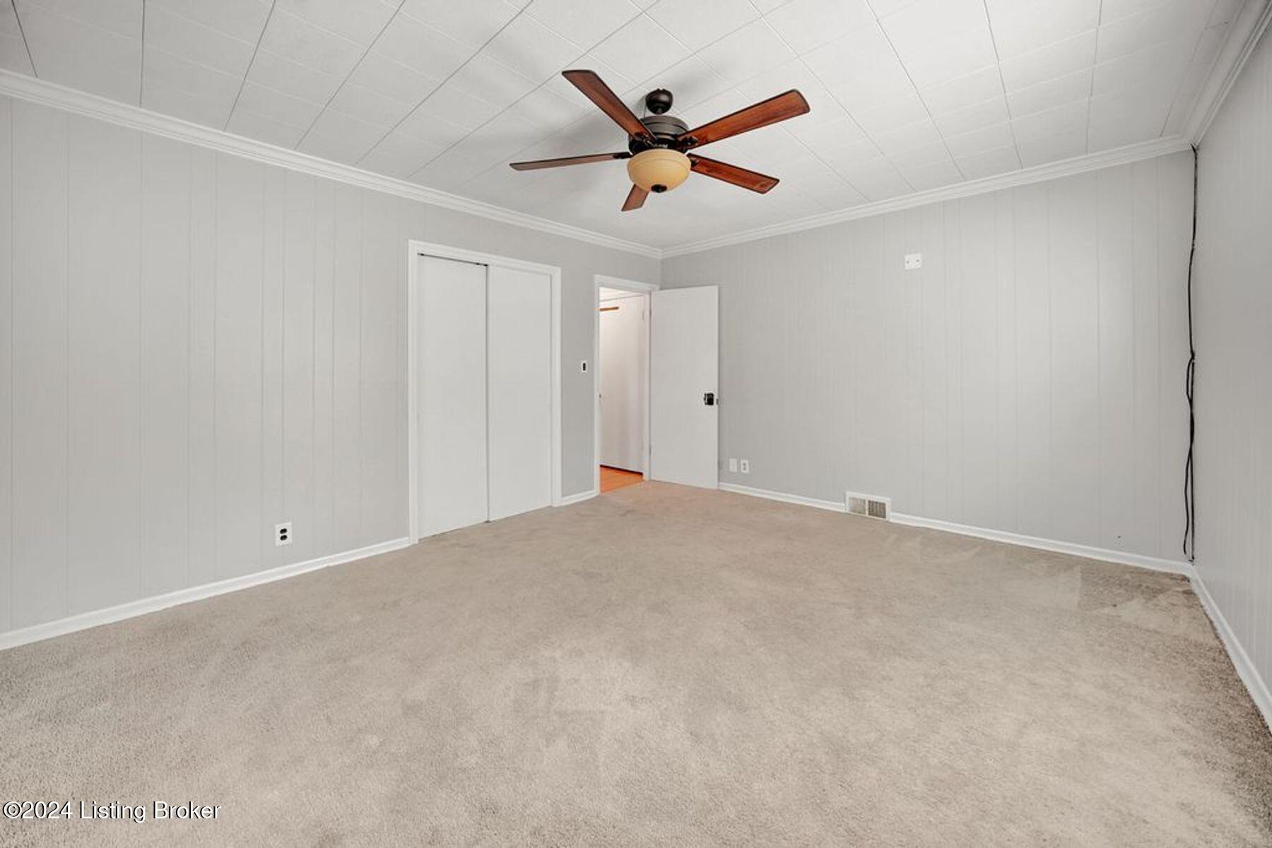 2537 Tennyson Ave