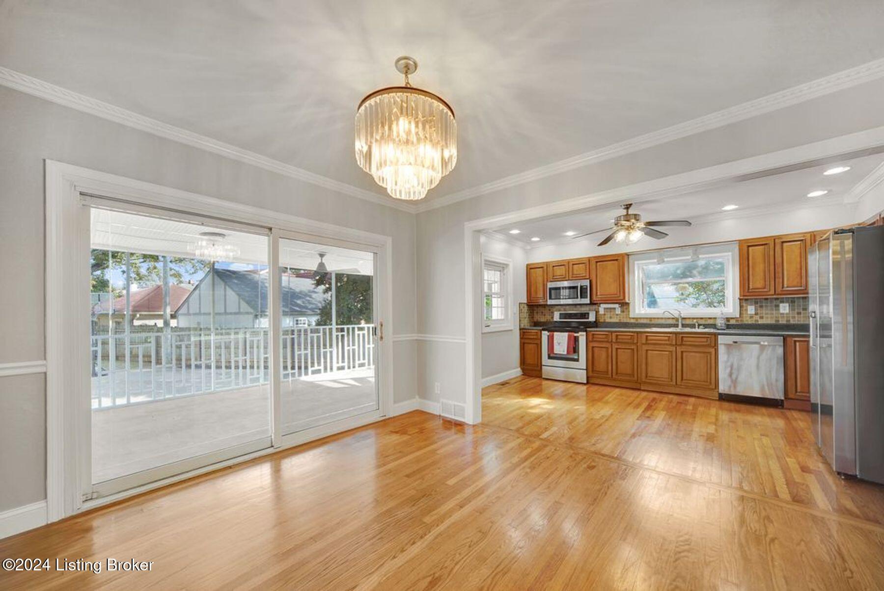 2537 Tennyson Ave