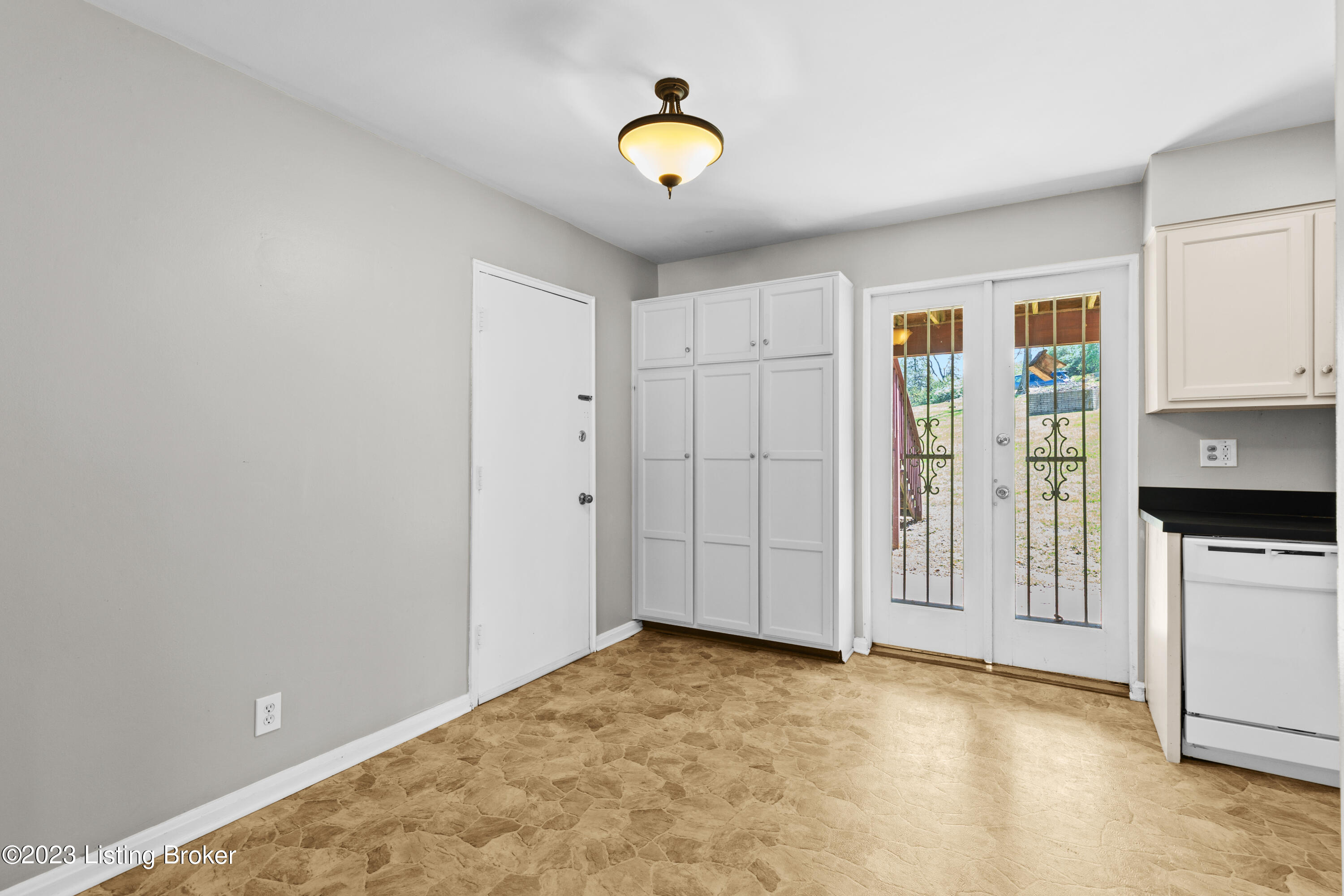 4120 Stoneview Dr, 1