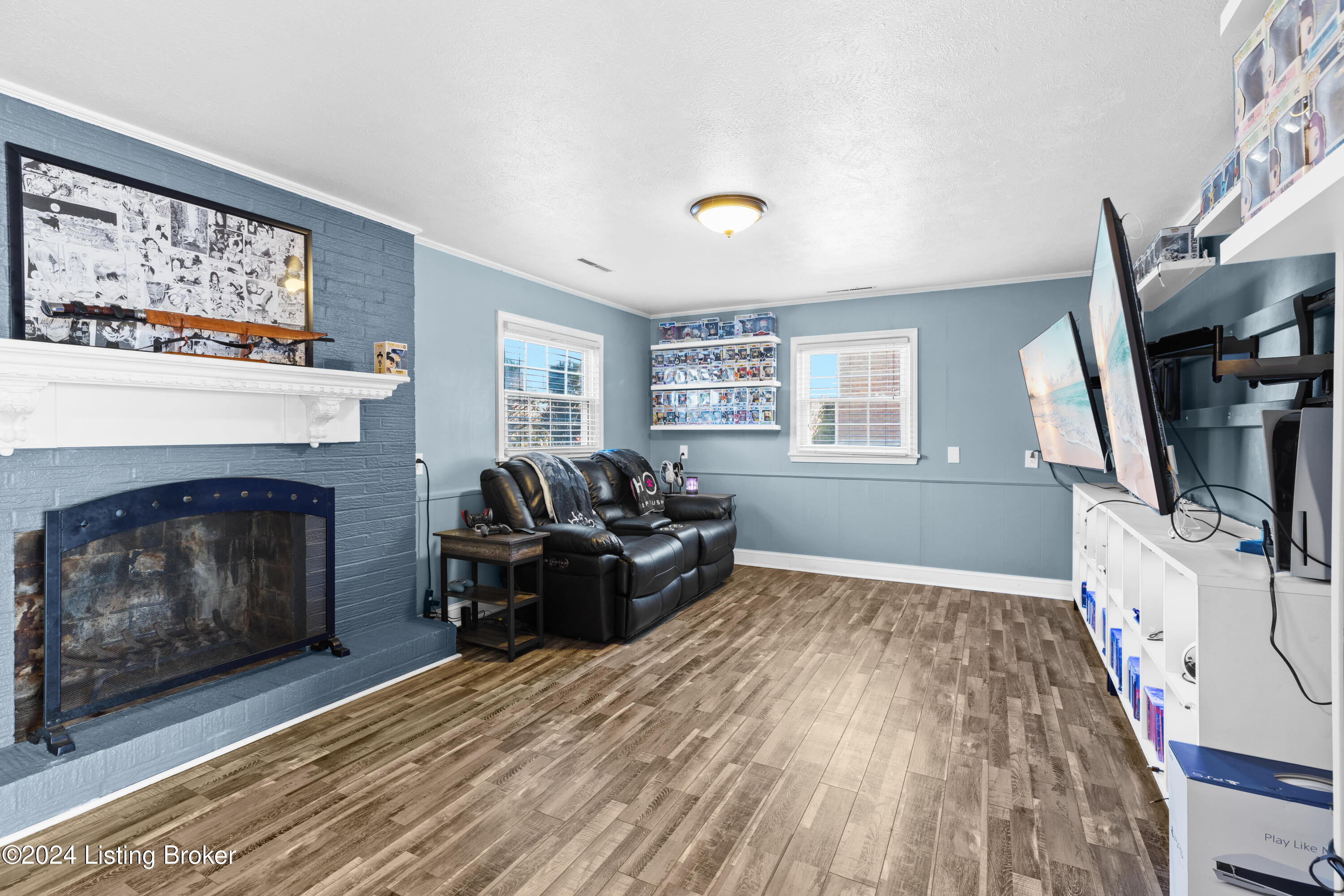 3818 Iron Horse Way