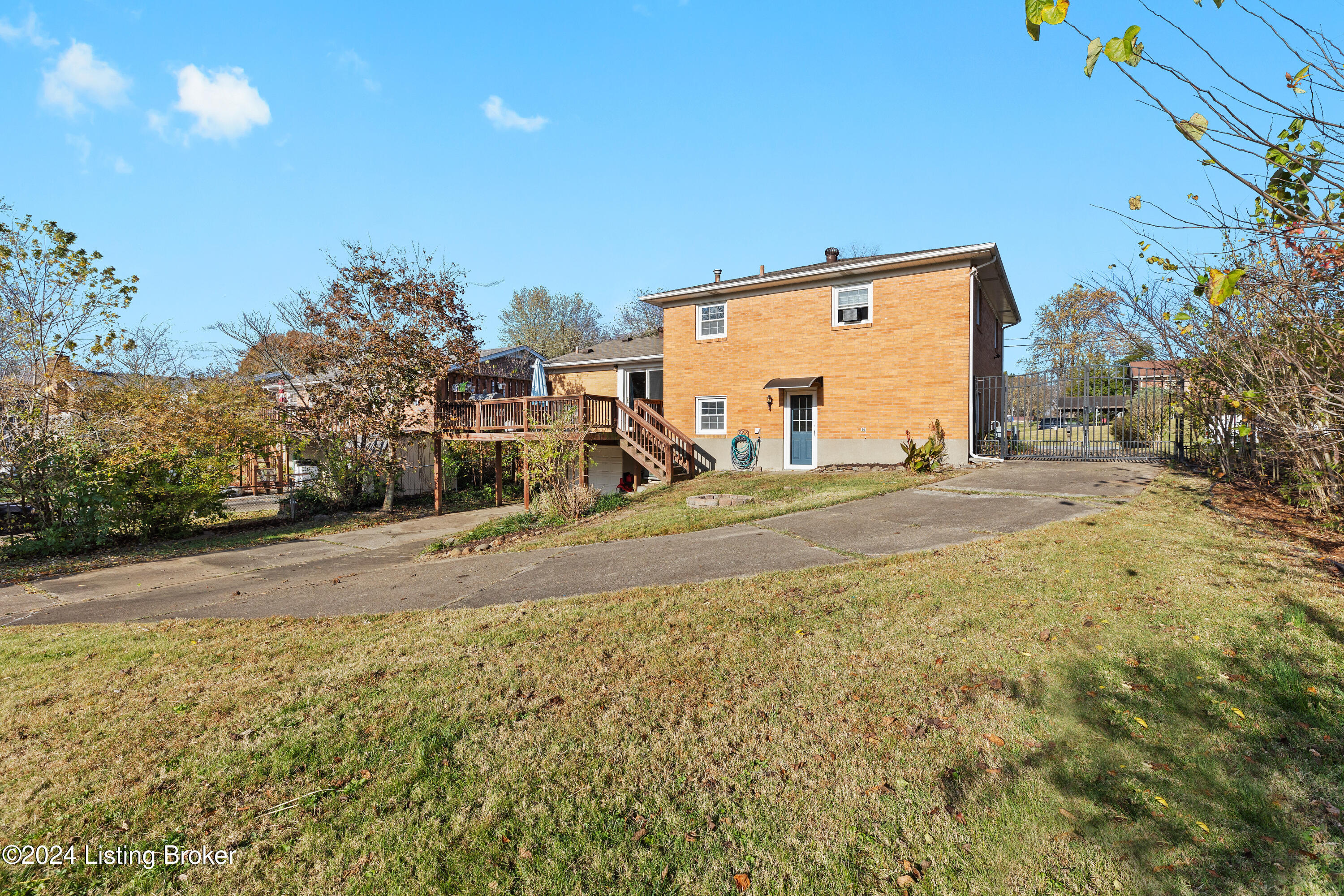 3818 Iron Horse Way