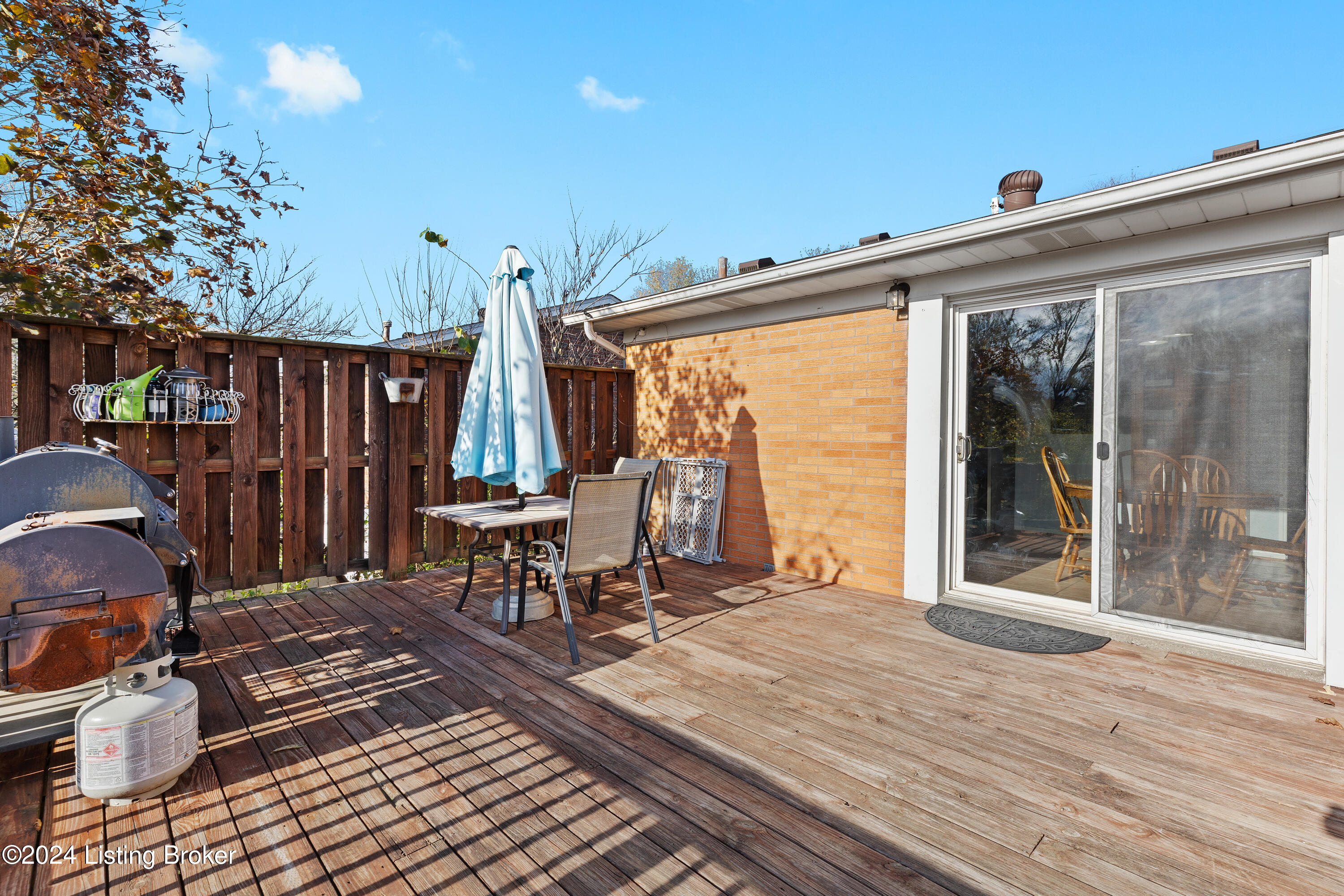 3818 Iron Horse Way