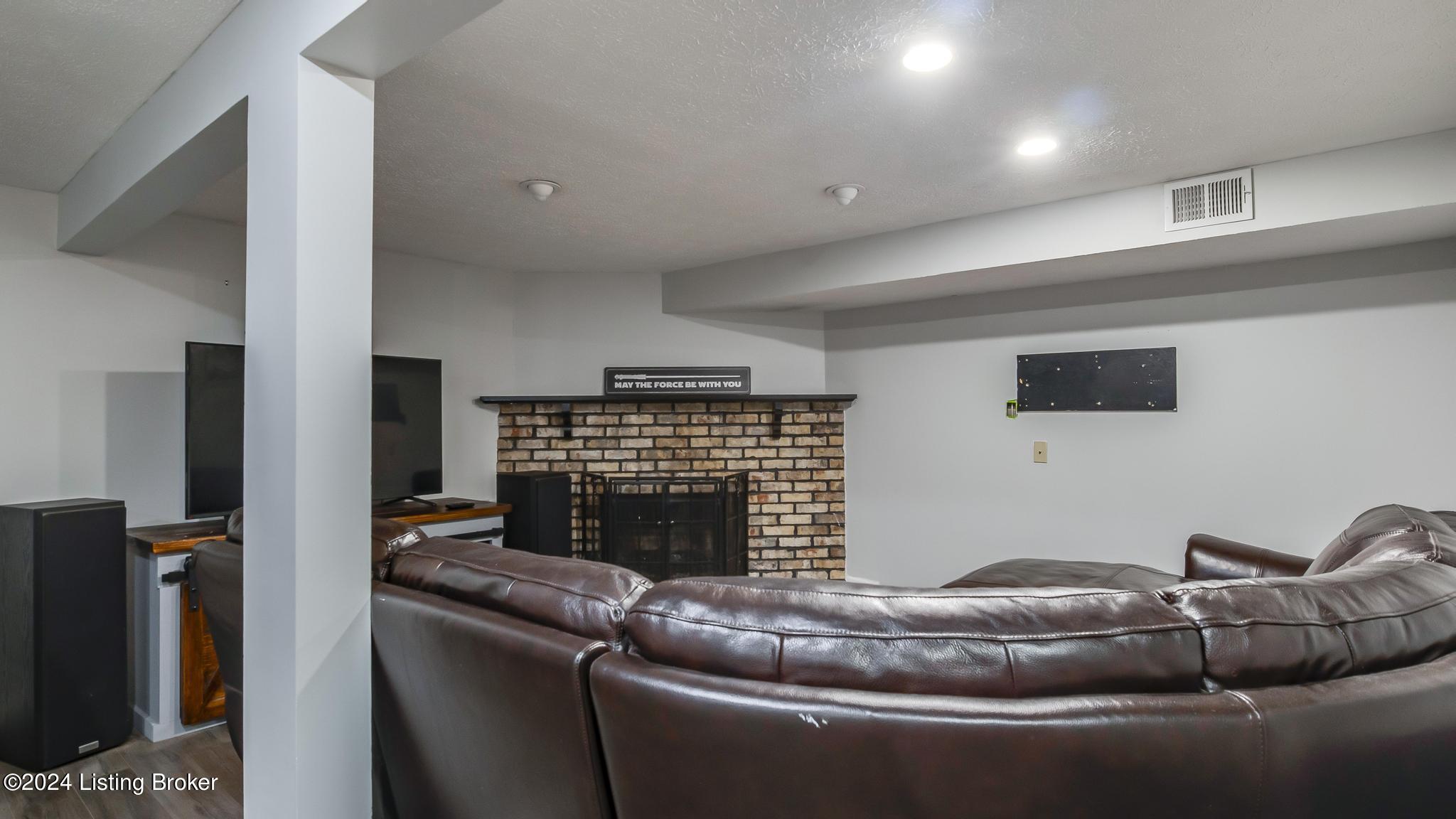 10814 Cherry Grove Ct