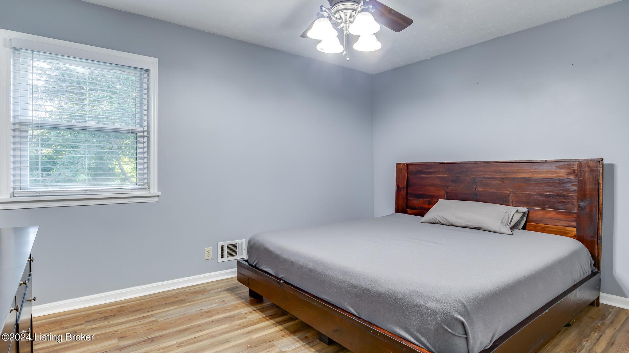 10814 Cherry Grove Ct