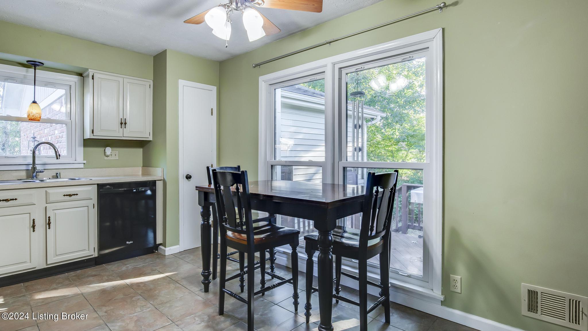 10814 Cherry Grove Ct