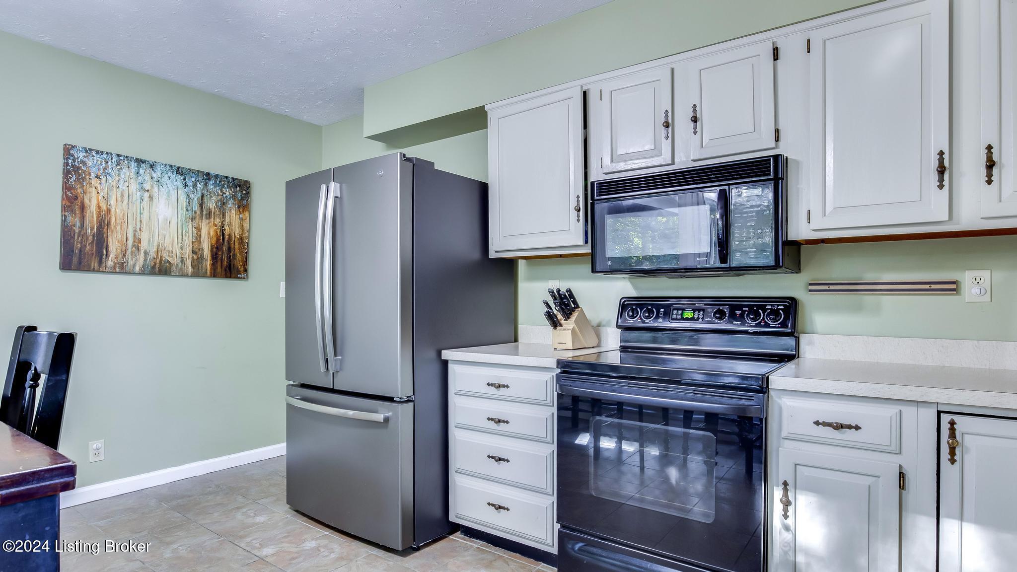 10814 Cherry Grove Ct