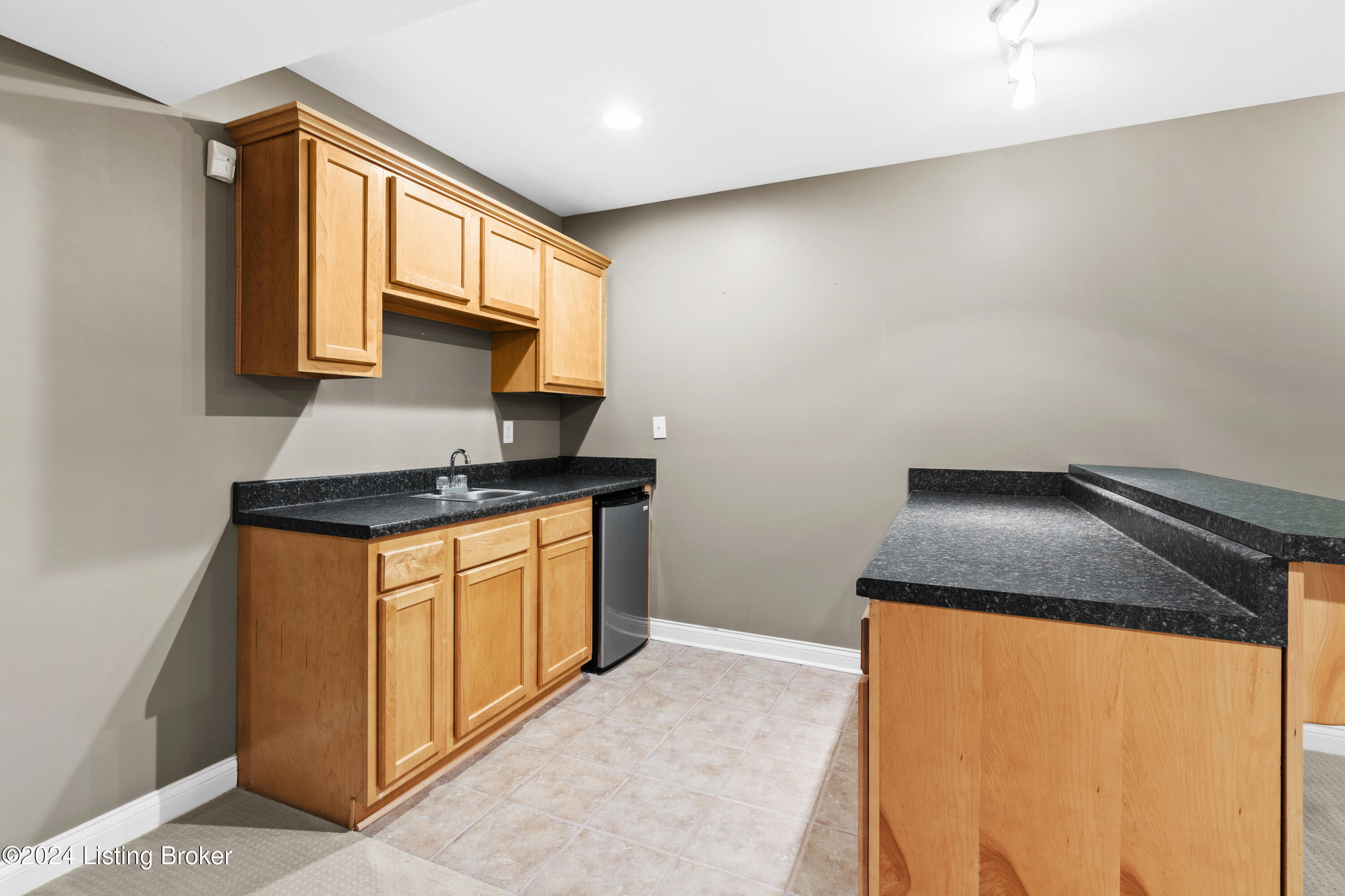 12611 Bernay Pl